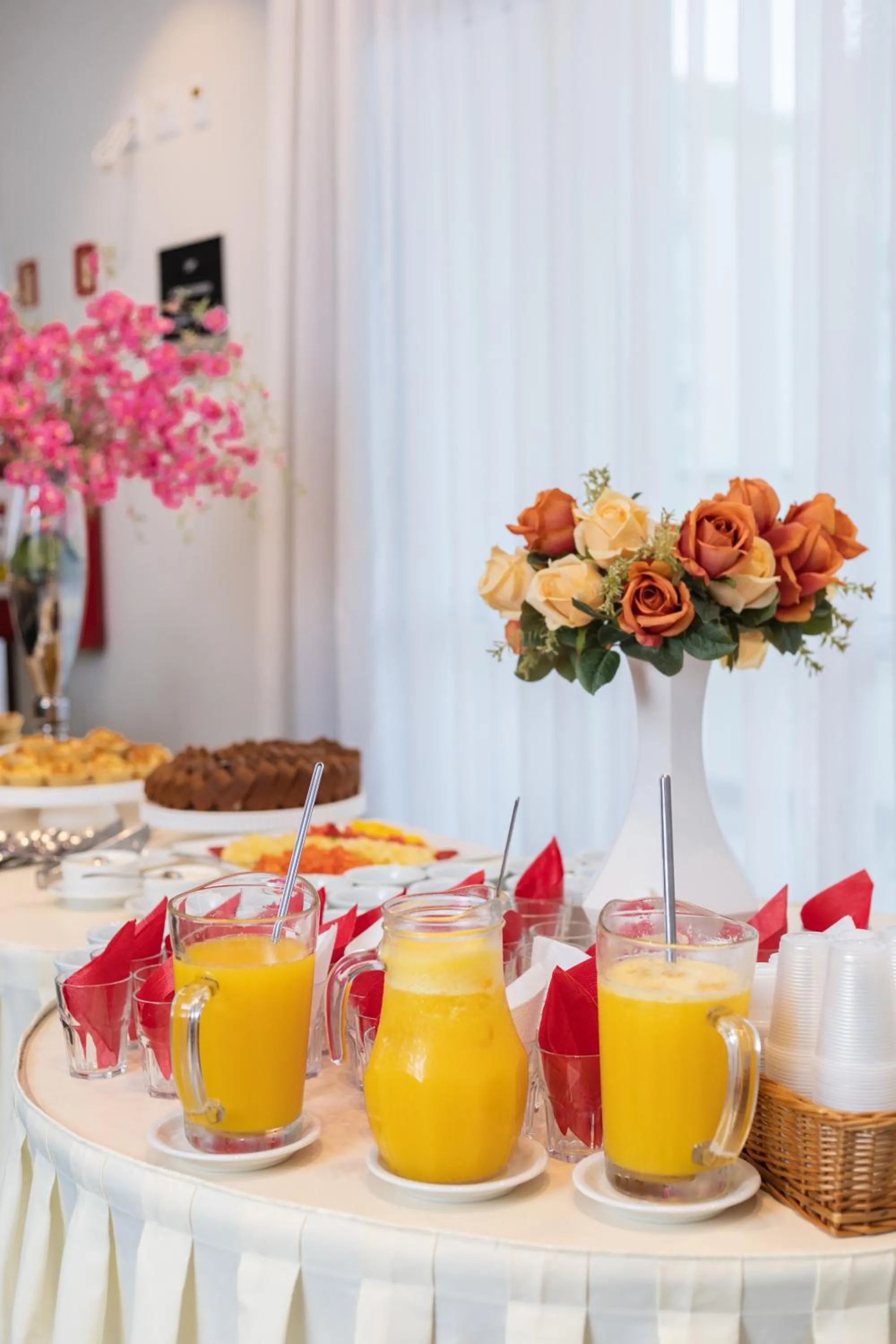 Buffet breakfast in Tulip Inn Vila Velha