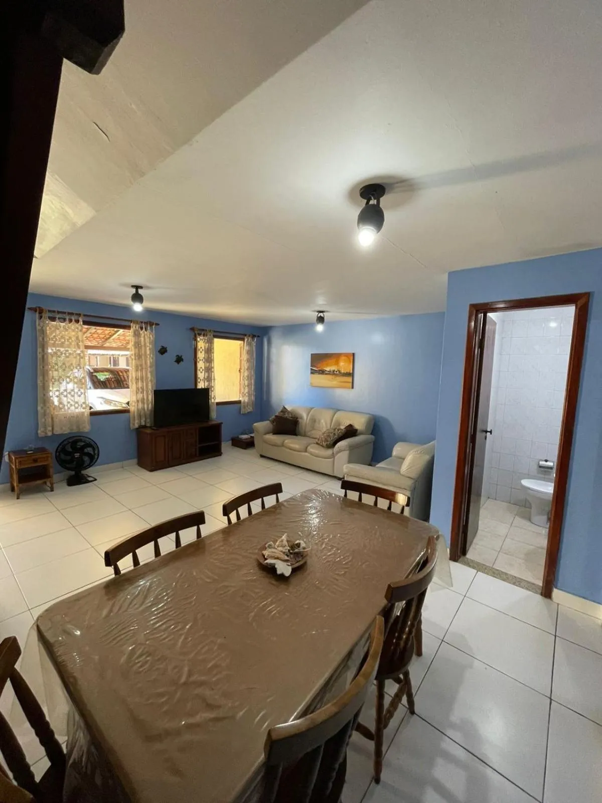 Living room in Casa 4 quartos Condomínio em Frente a Praia Grande
