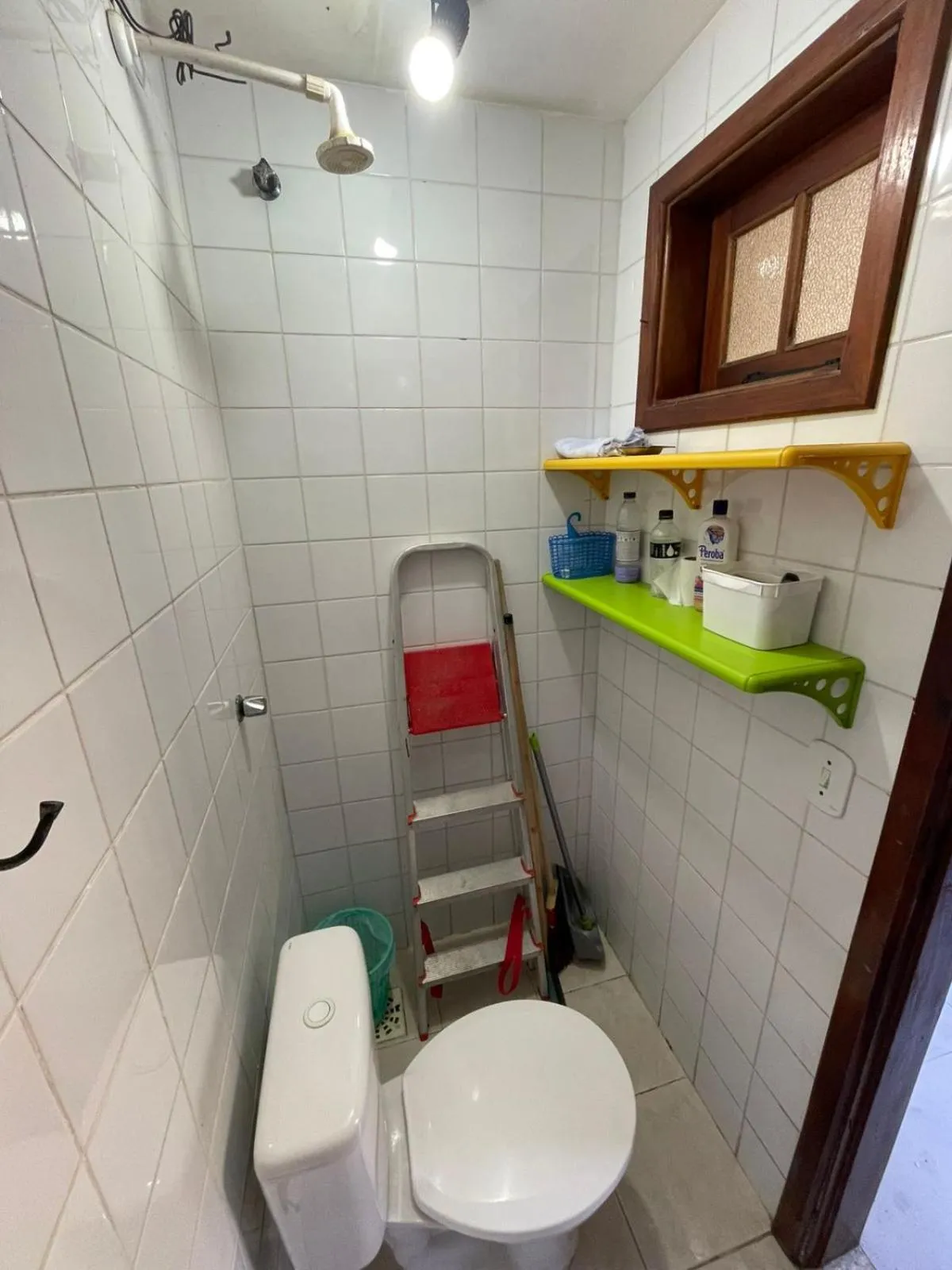 Bathroom in Casa 4 quartos Condomínio em Frente a Praia Grande