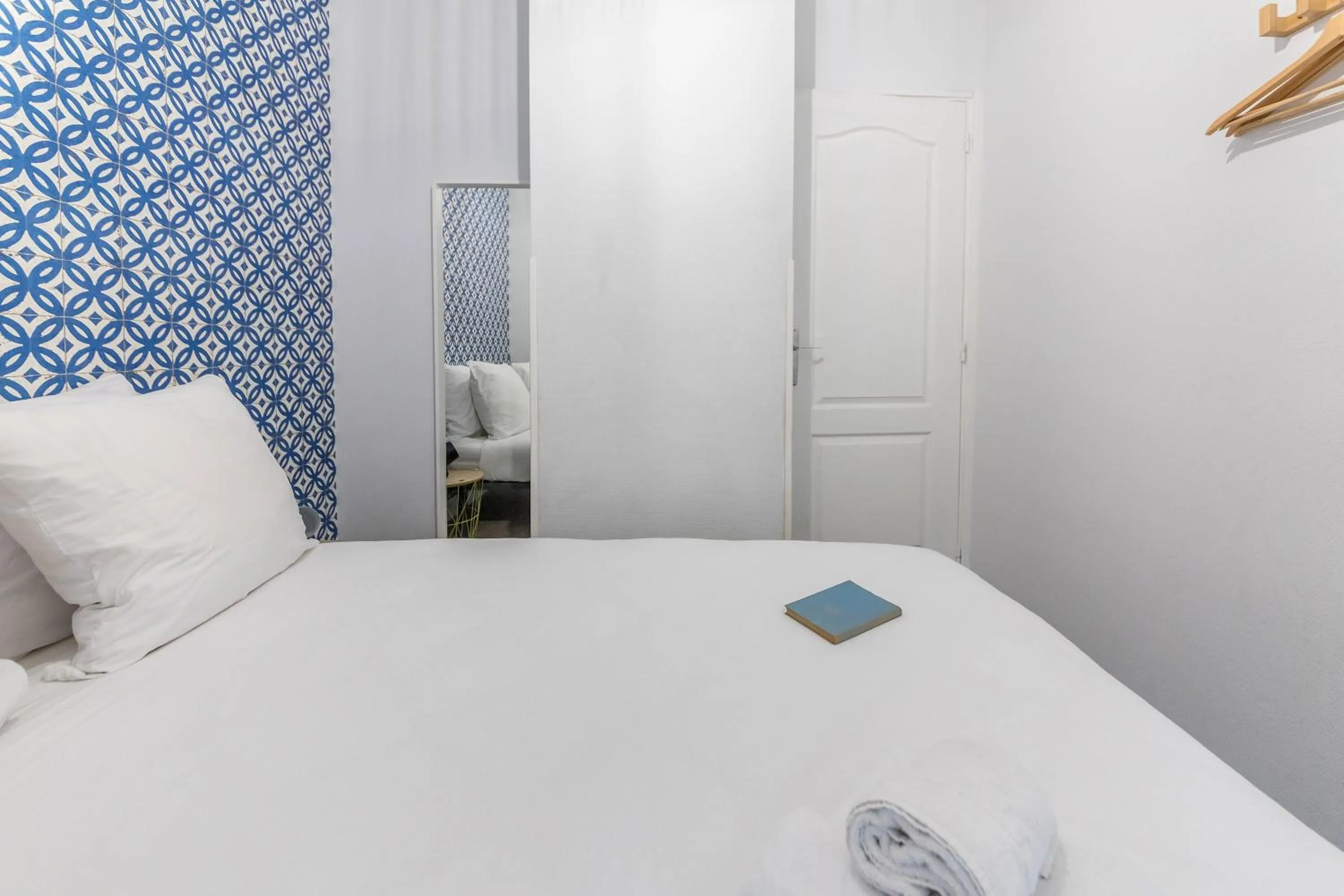 Bedroom, Bed in WS Hôtel de Ville - Le Marais