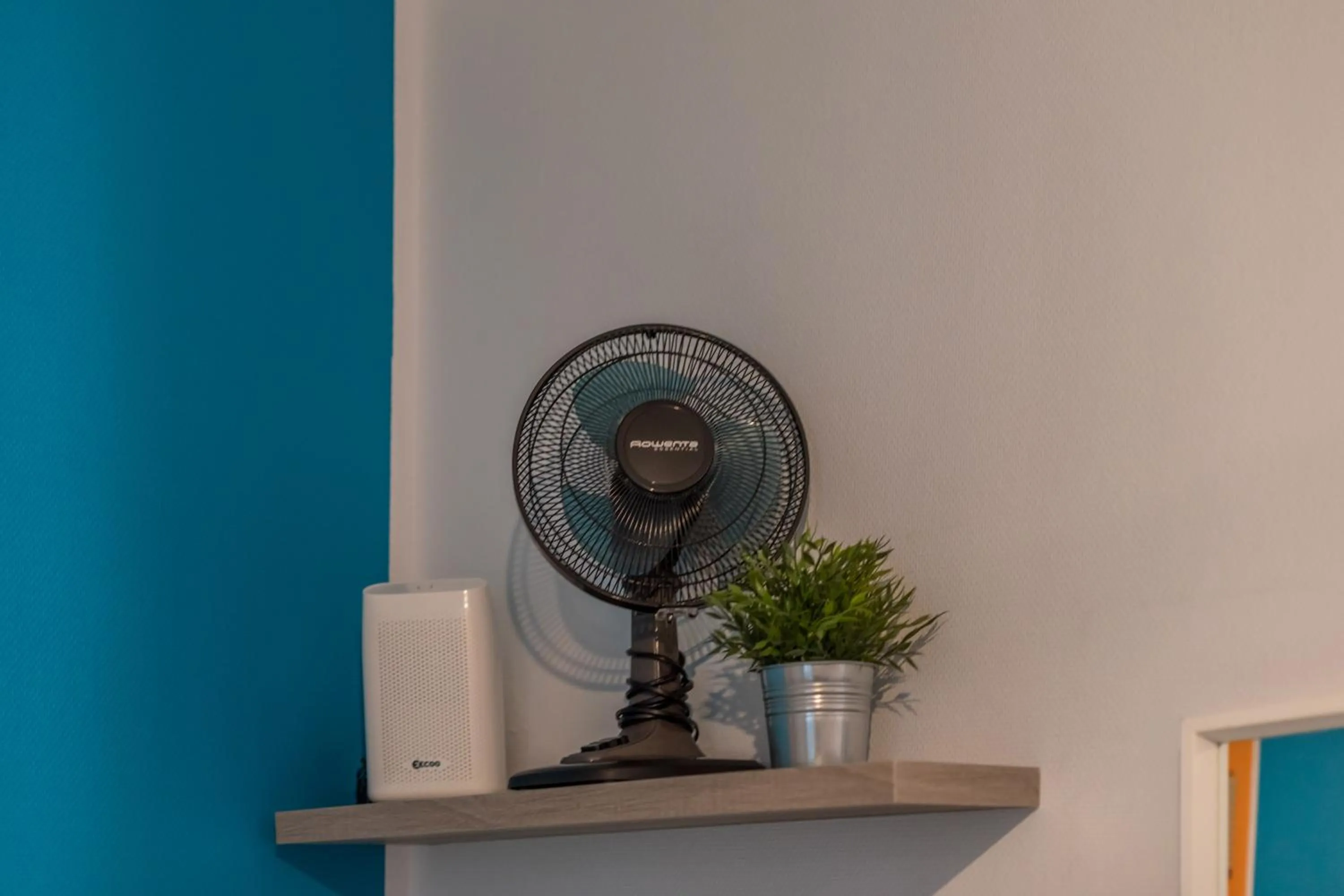 fireplace in WS Hôtel de Ville - Le Marais