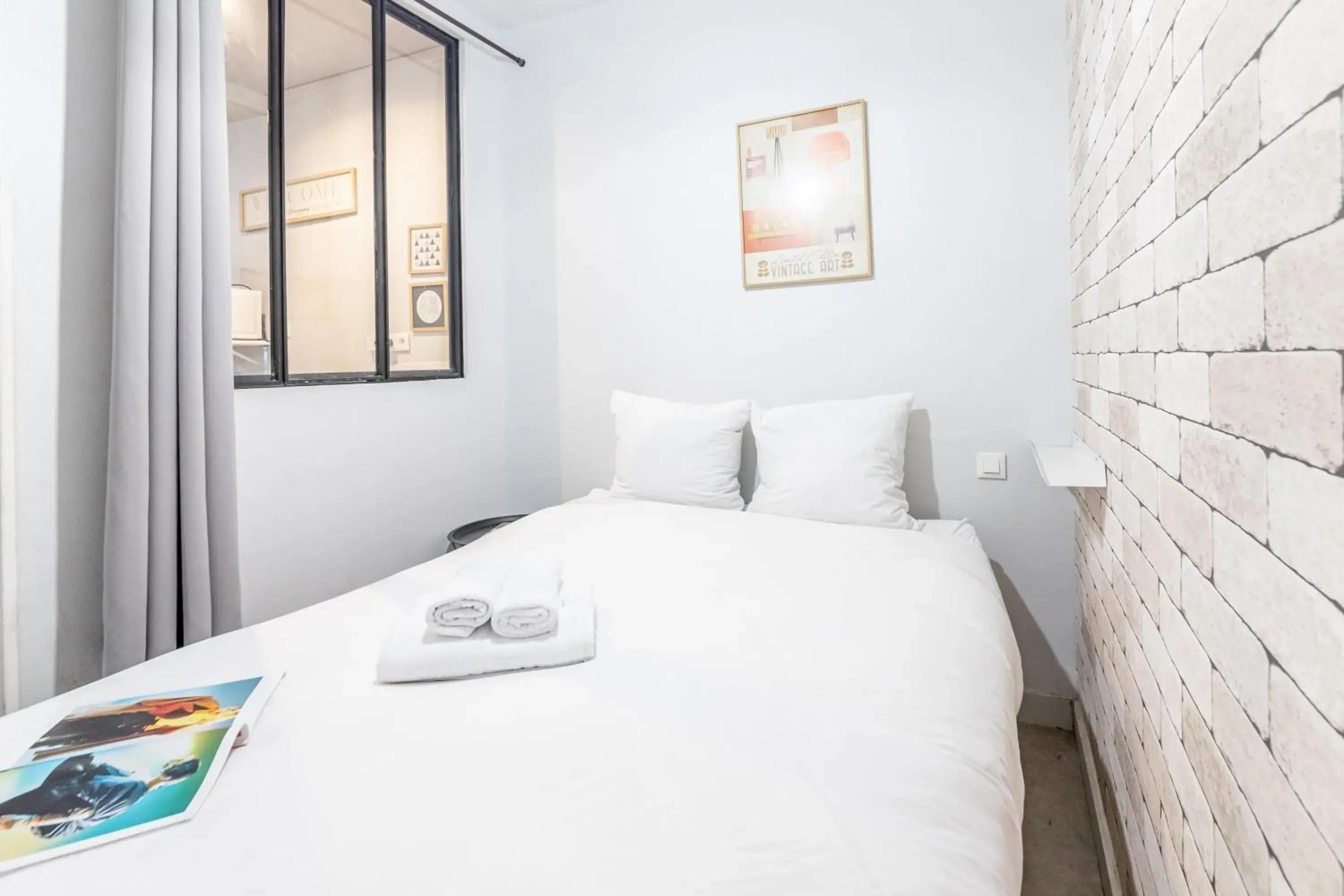 Three-Bedroom Premium Apartment in WS Hôtel de Ville - Le Marais Three-Bedroom Premium Apartment in WS Hôtel de Ville - Le Marais