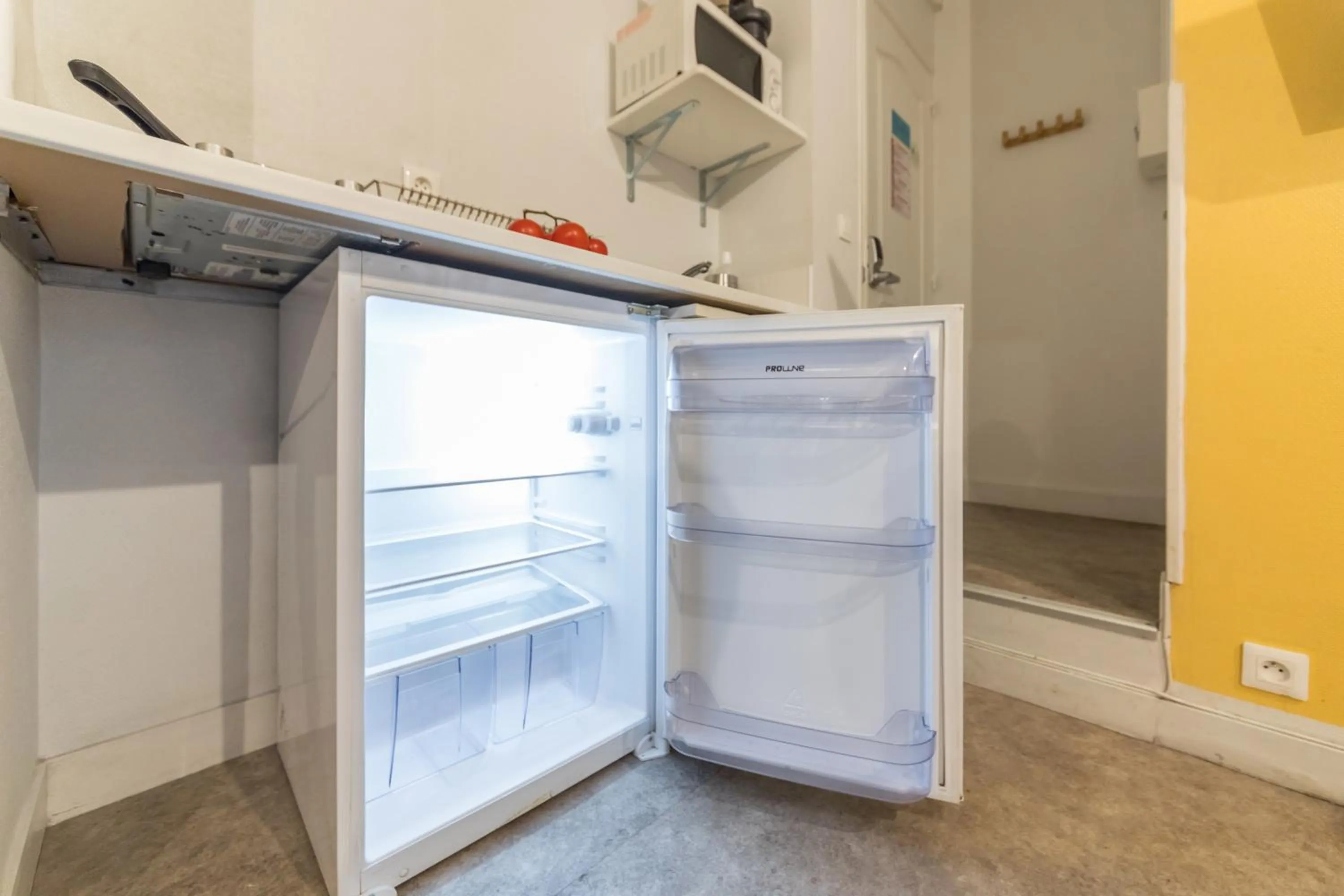 Kitchen or kitchenette in WS Hôtel de Ville - Le Marais