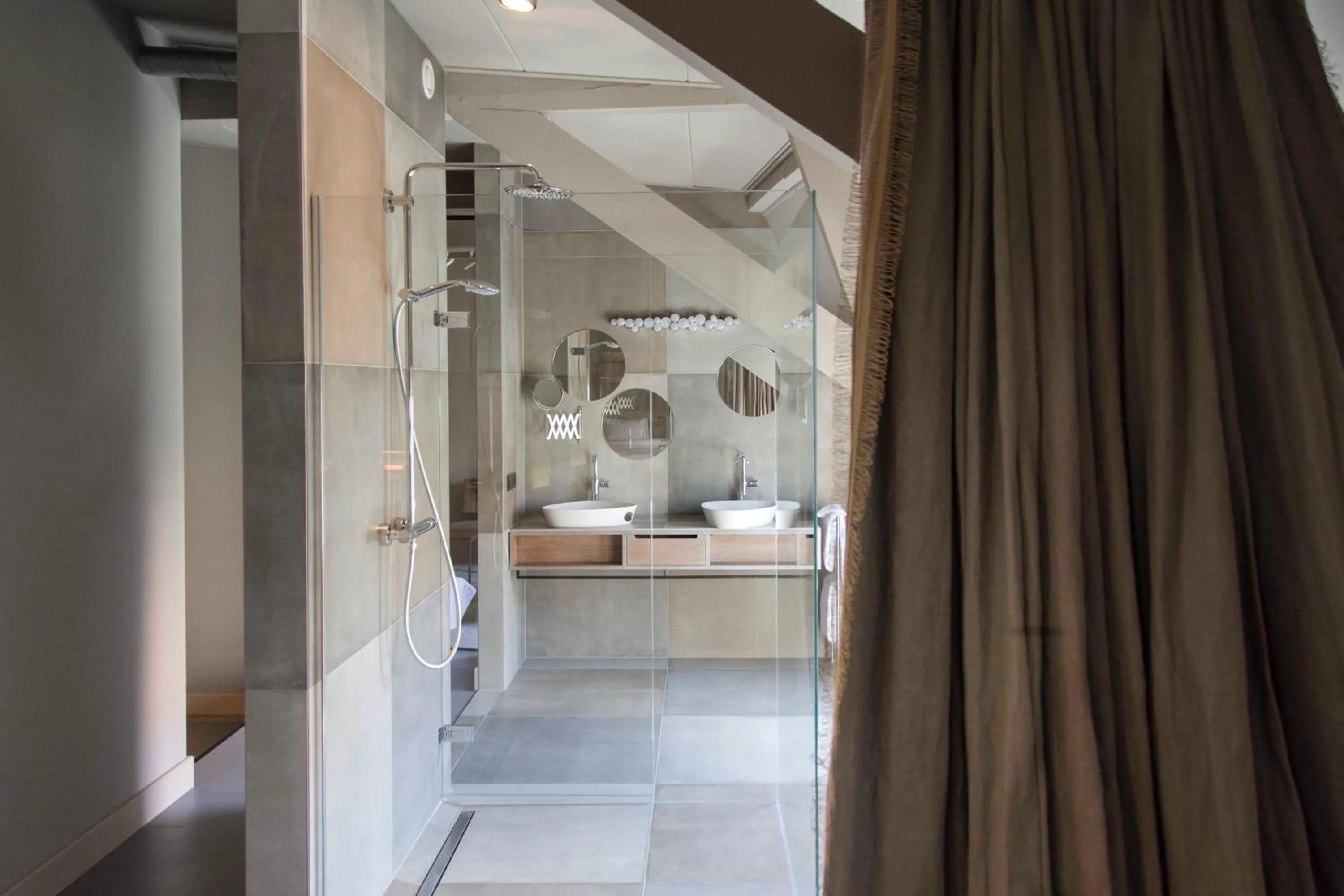 Shower in Boutiquehotel Staats