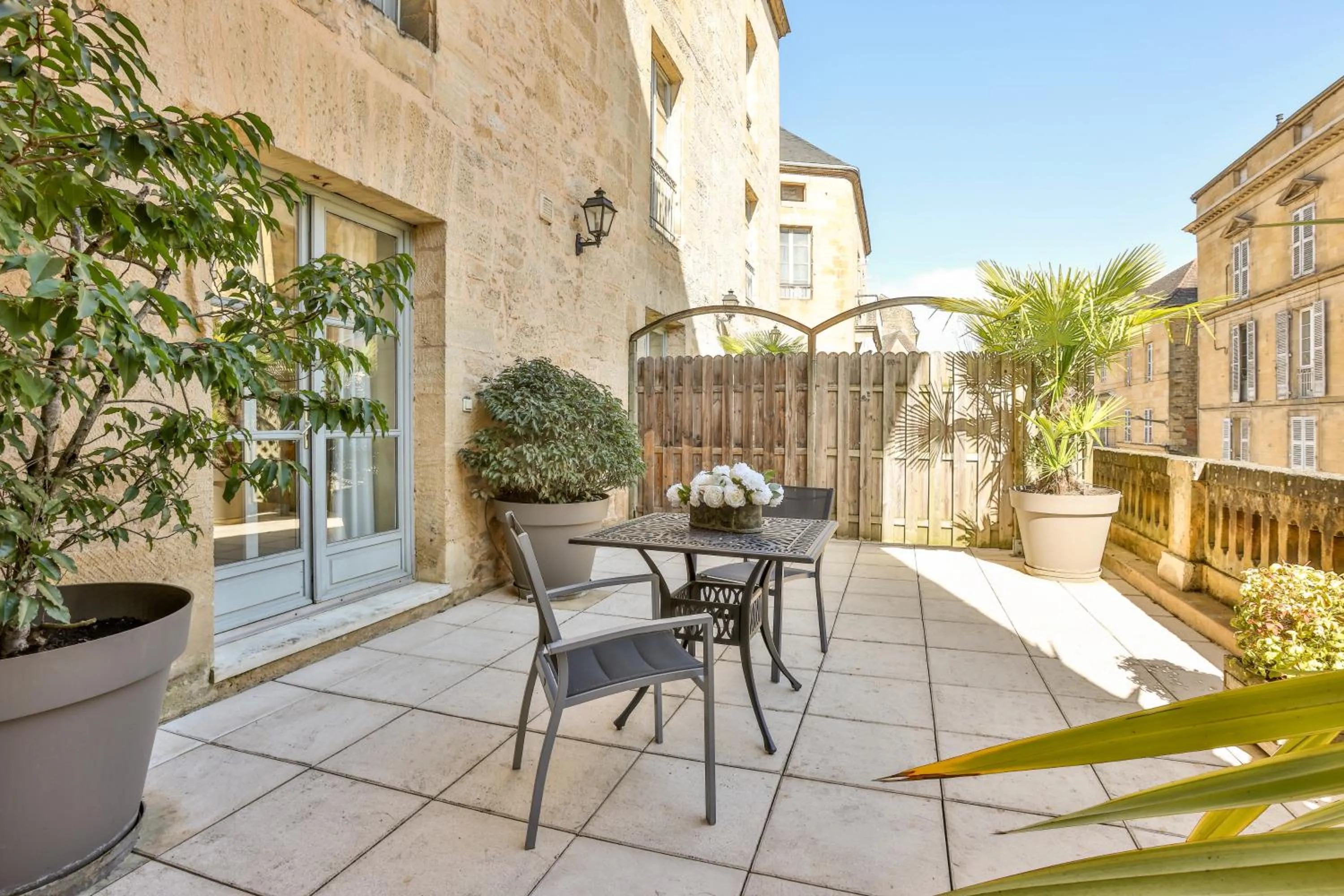 Balcony/Terrace in La Villa des Consuls - Gîte de tourisme de charme