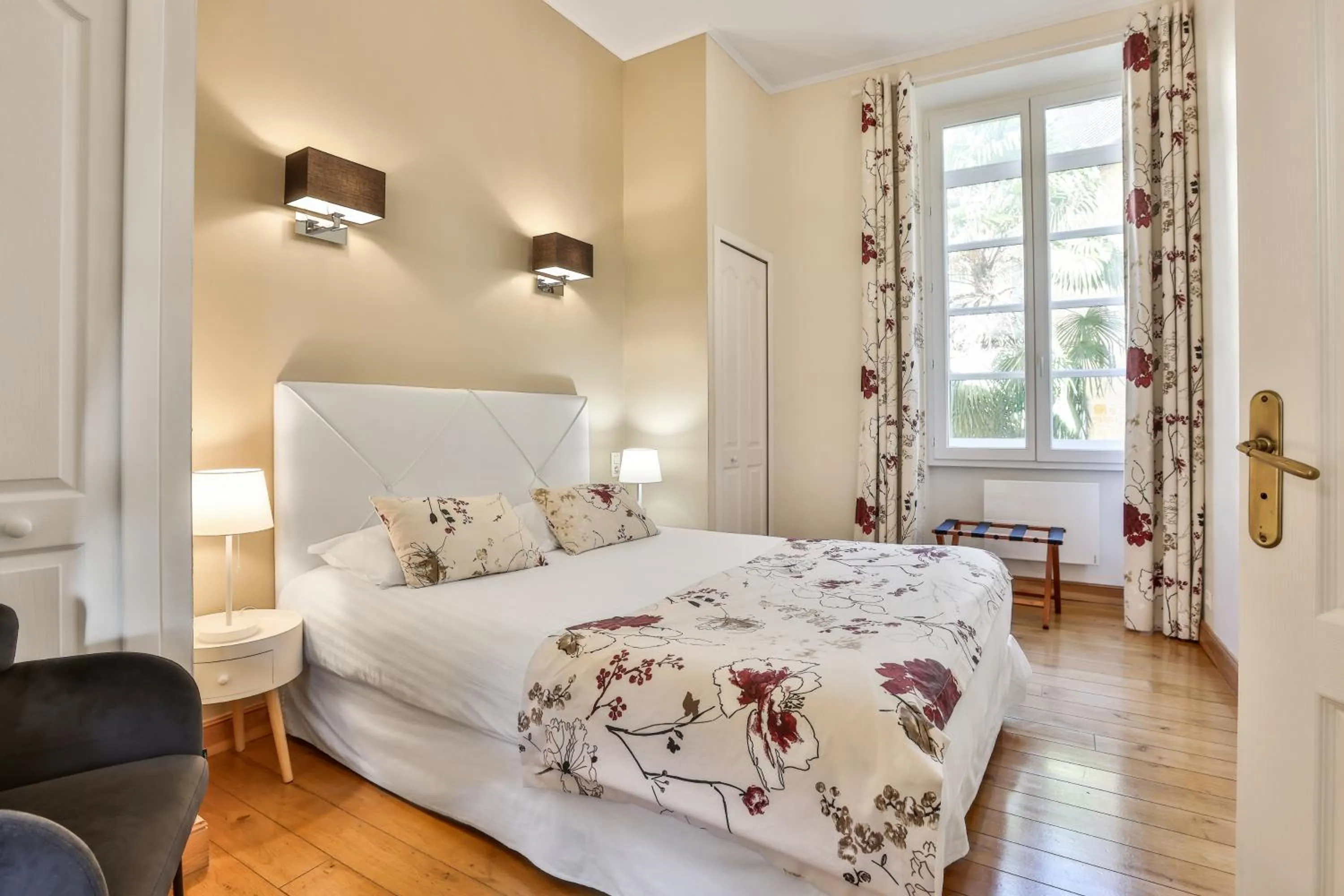 Bed in La Villa des Consuls - Gîte de tourisme de charme