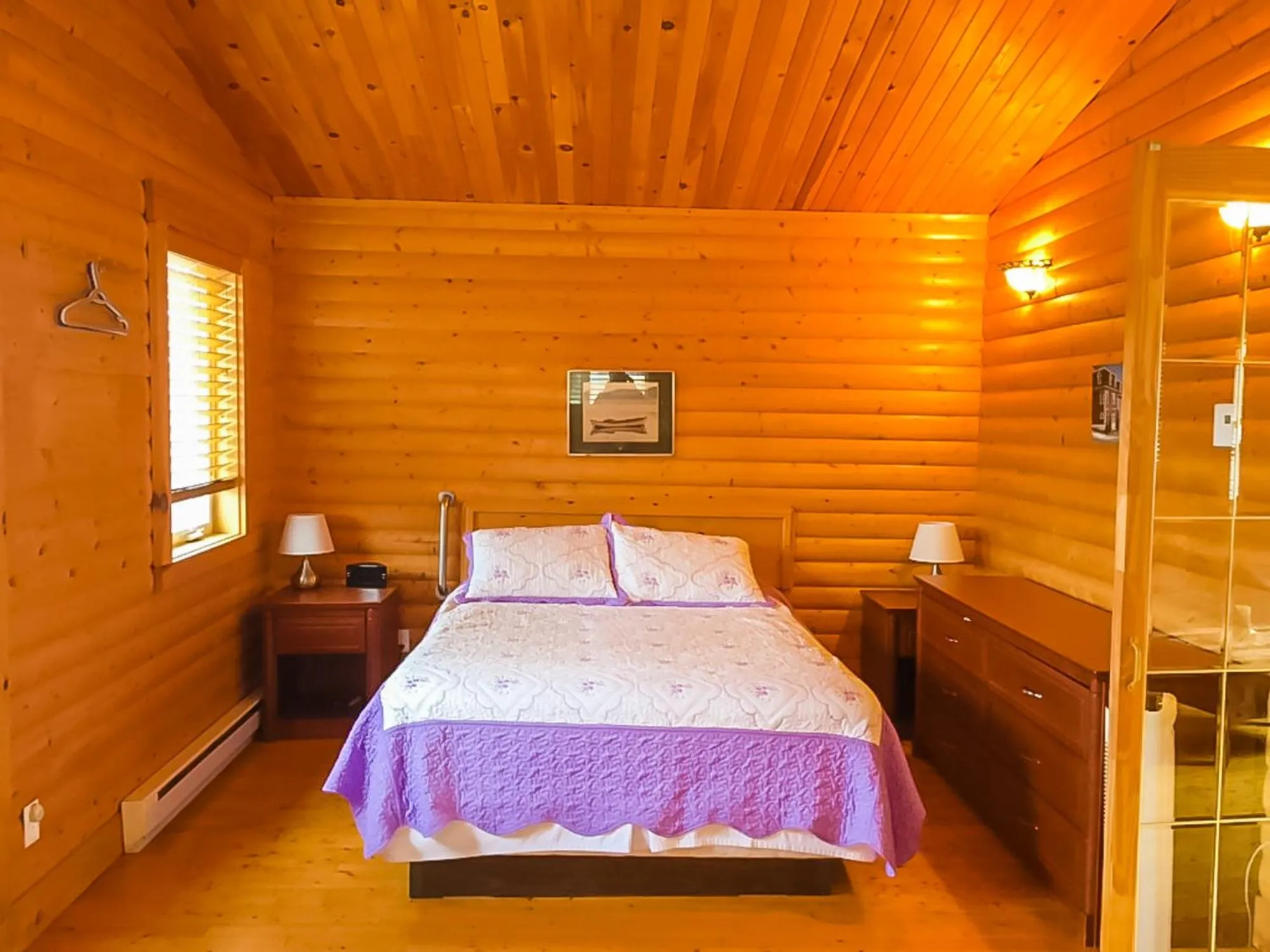 Bed in Hillside Cottages