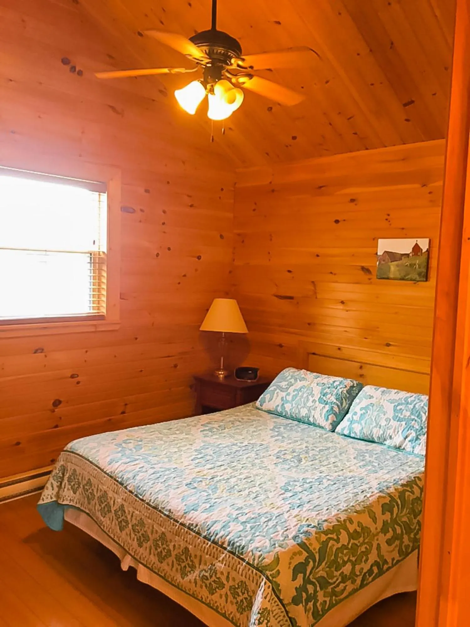 Bed in Hillside Cottages