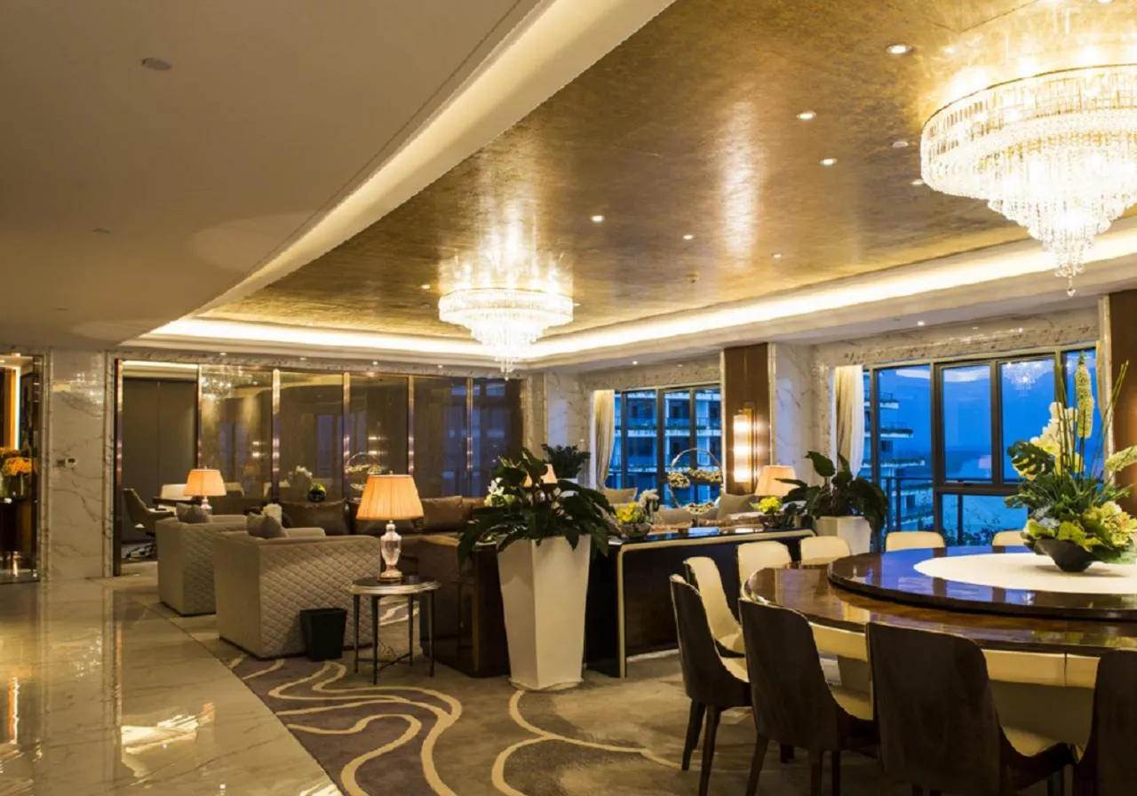 Forest City Marina Hotel