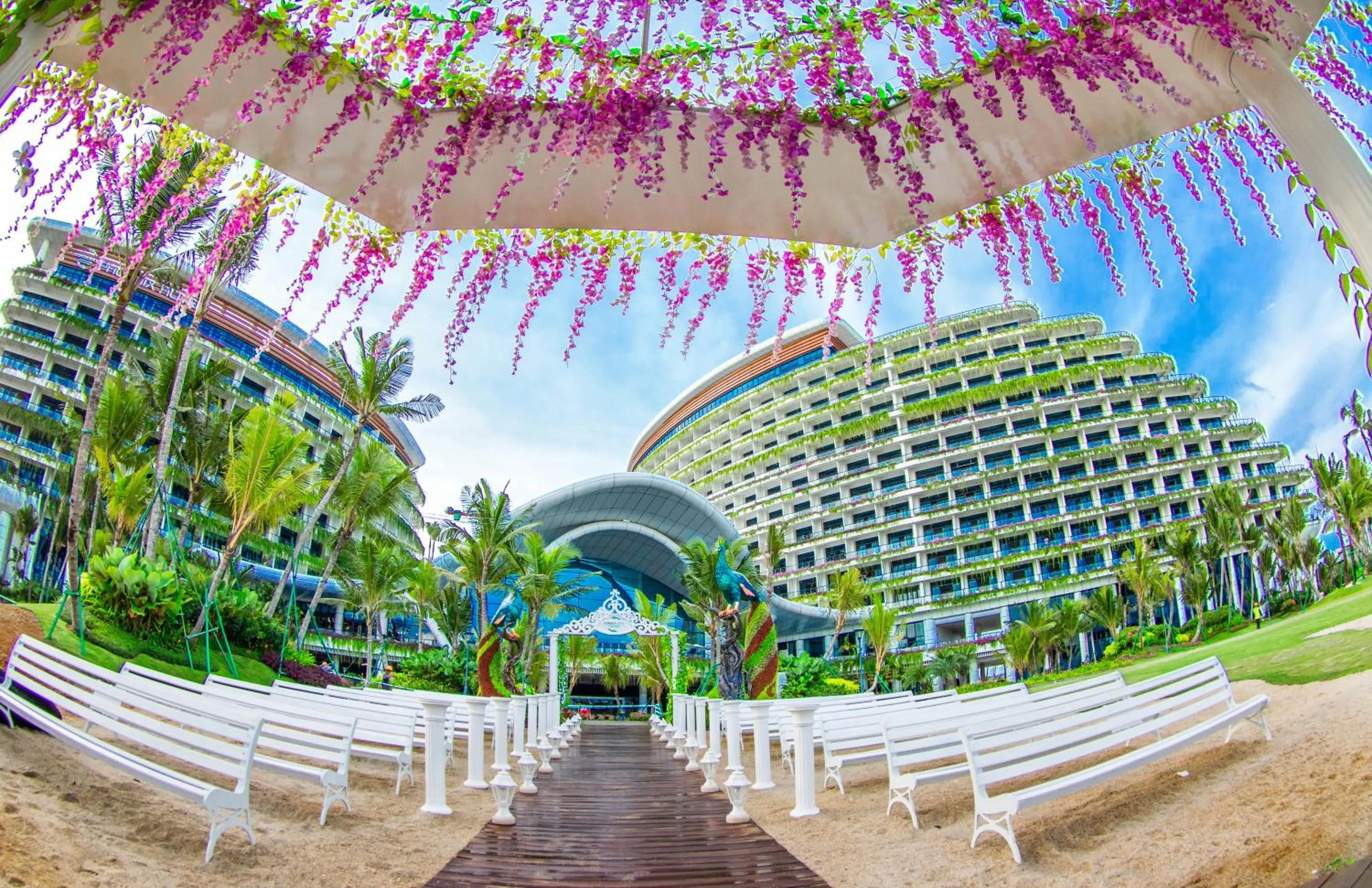 Garden in Forest City Marina Hotel