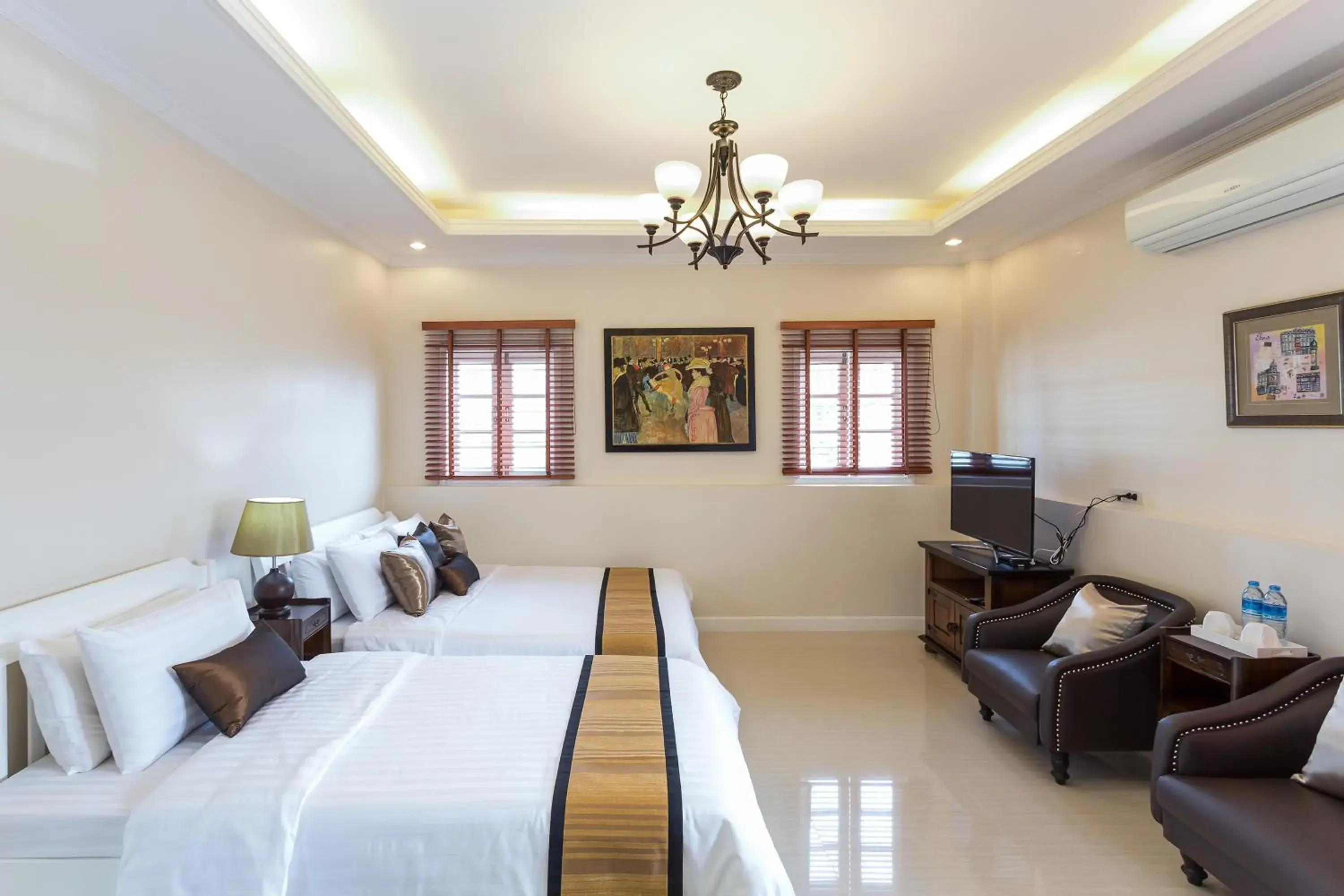 The Lek Aree The Lek Aree