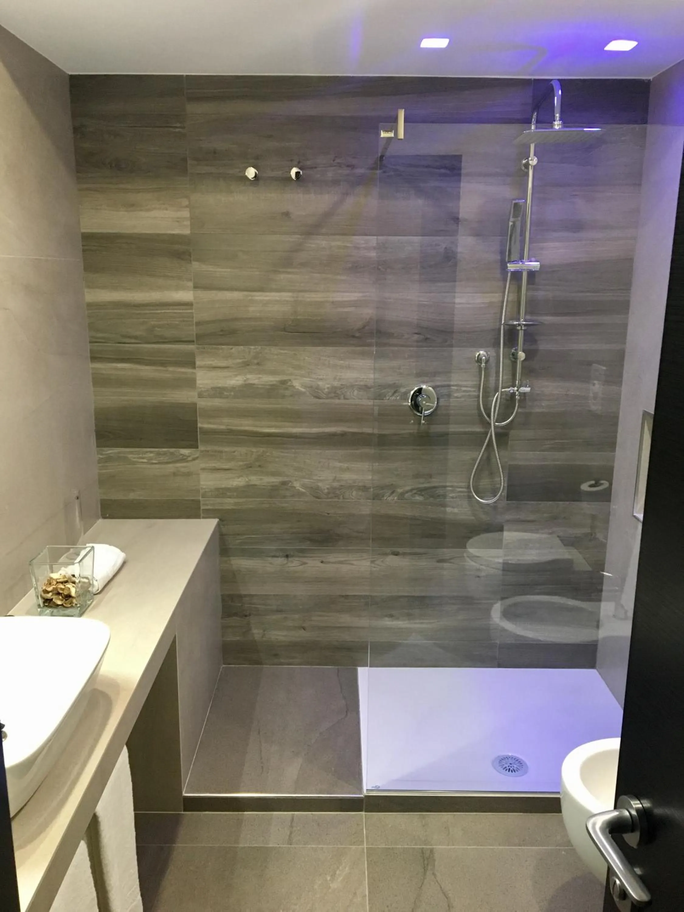 Bathroom in Duomo Residence