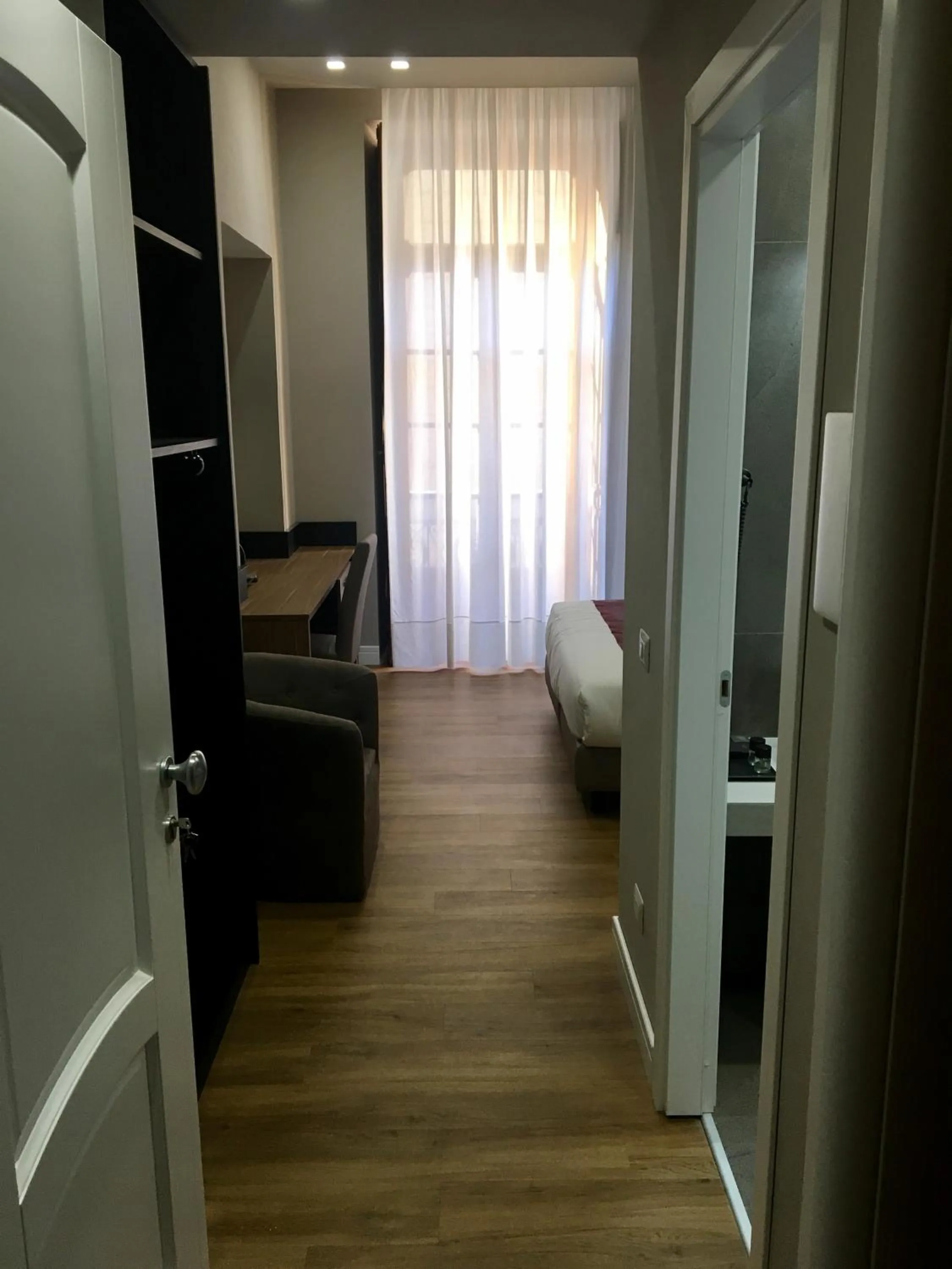 Photo of the whole room, Bed in Duomo Residence