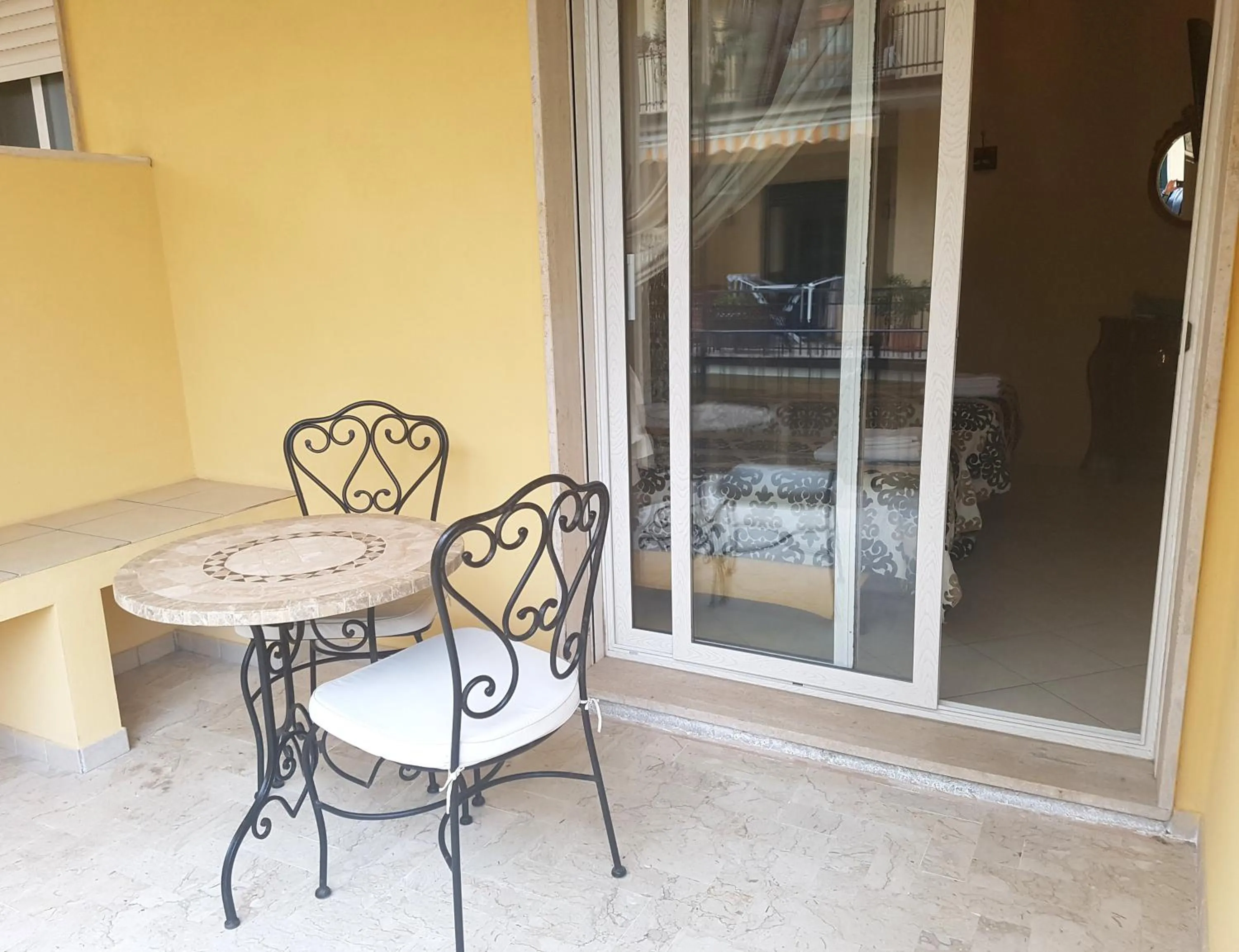 Balcony/Terrace in B&B TORRE DEI SARACENI