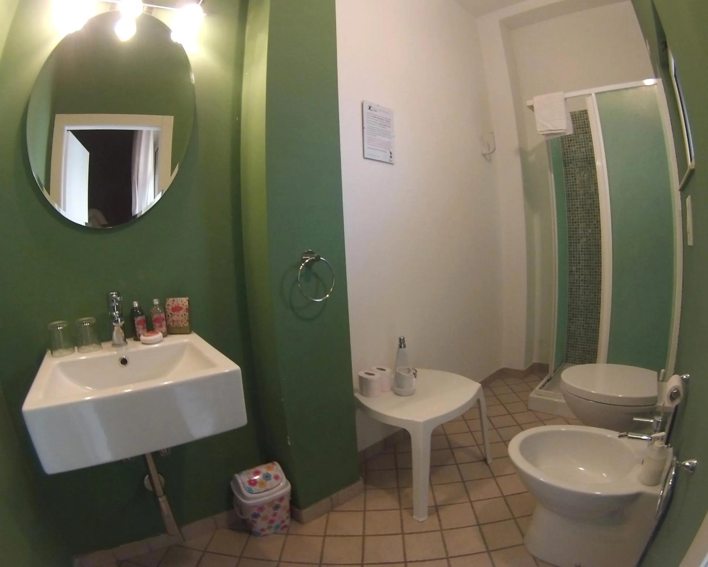 Bathroom in B&B TORRE DEI SARACENI