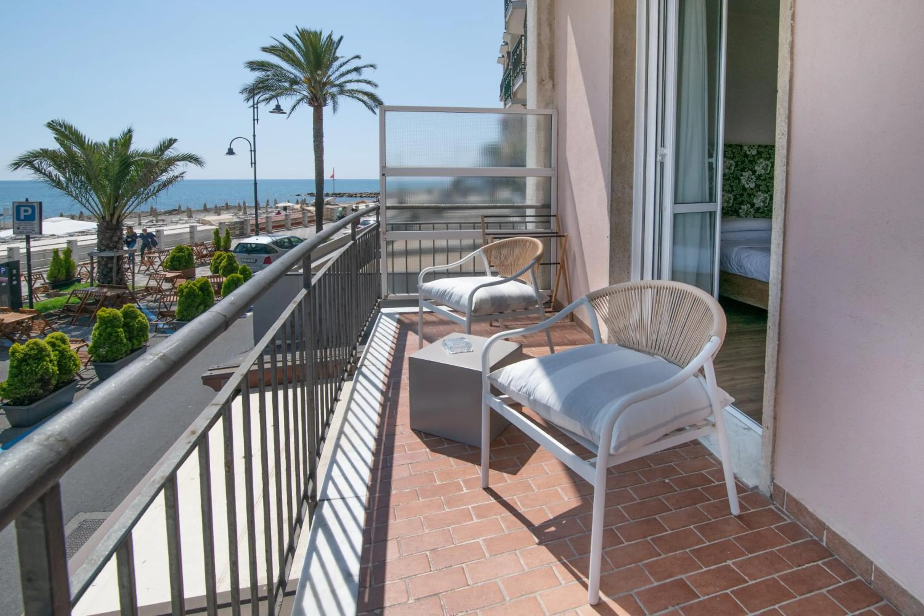 Balcony/Terrace in Albium Hotel