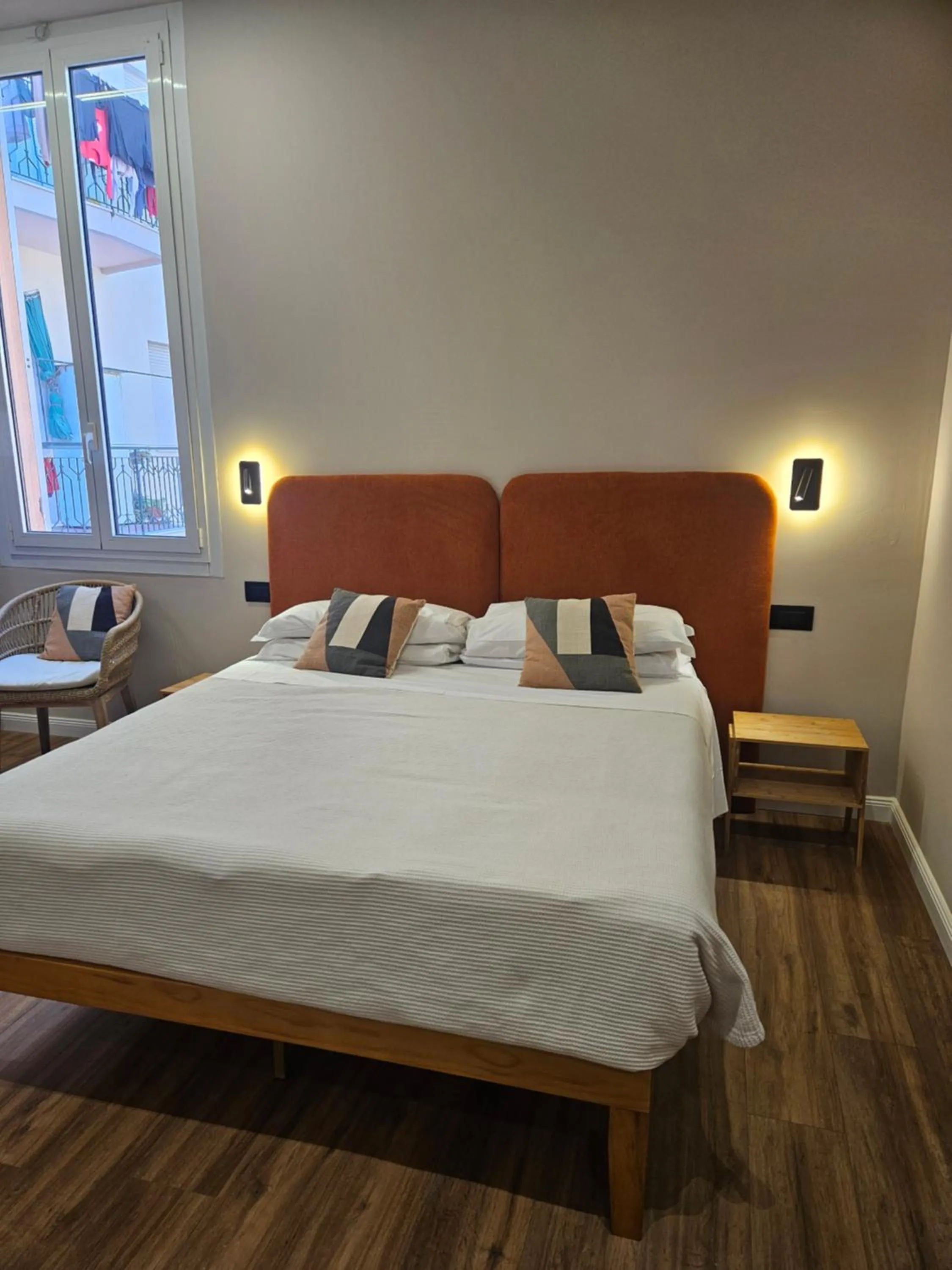 Photo of the whole room, Bed in Albium Hotel