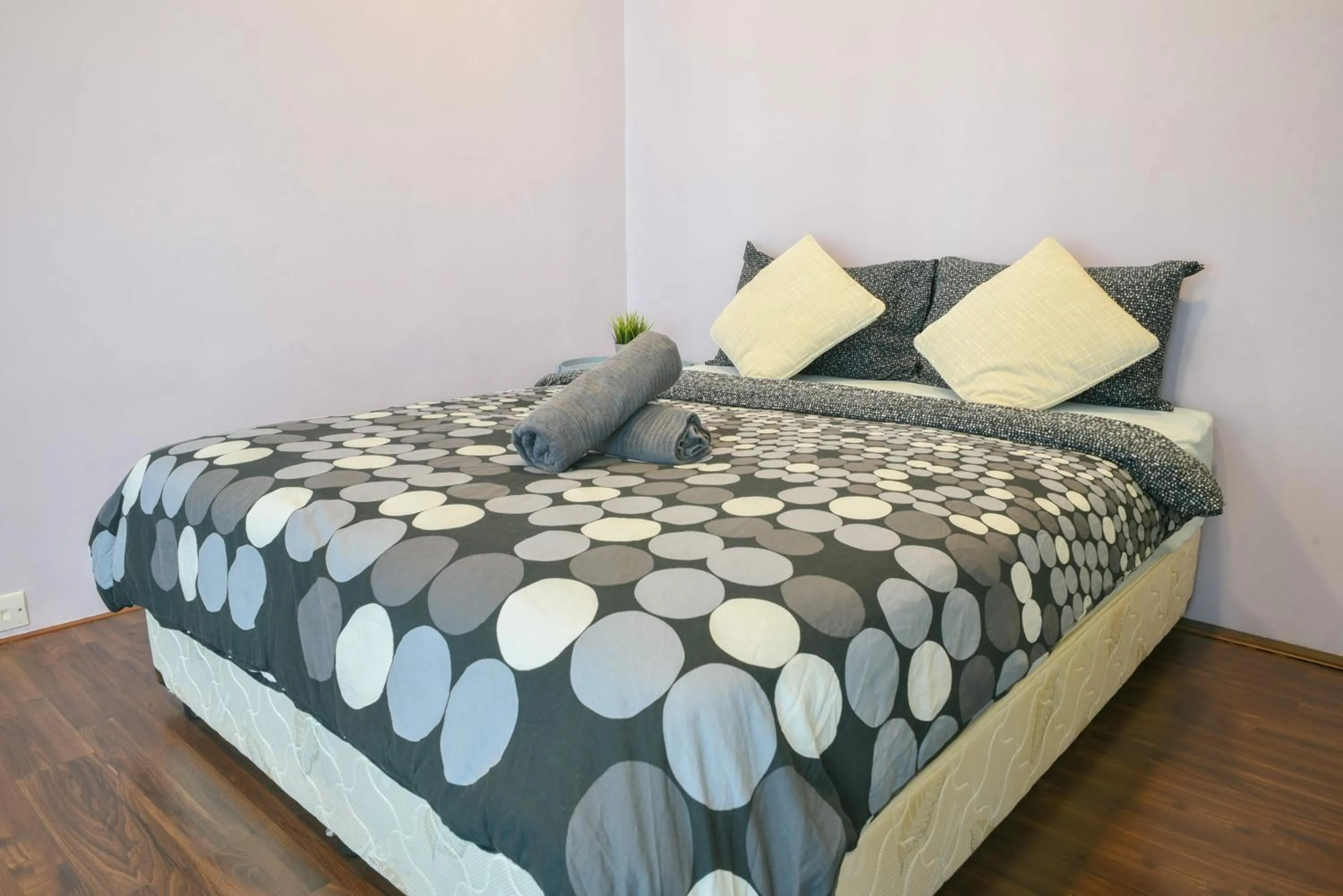 One-Bedroom Apartment in Parkview Service Apartments