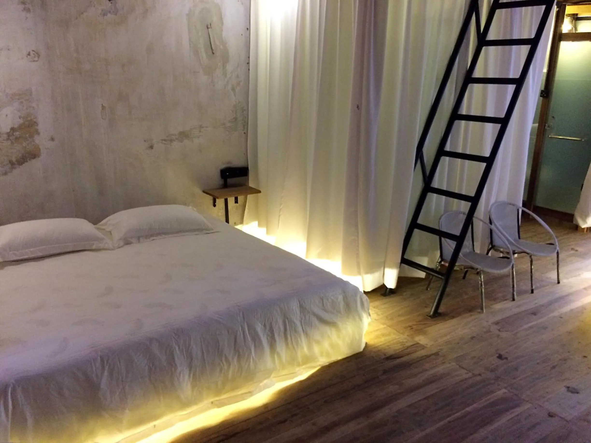 Bathroom, Bed in Rimba Hang Kasturi Villa