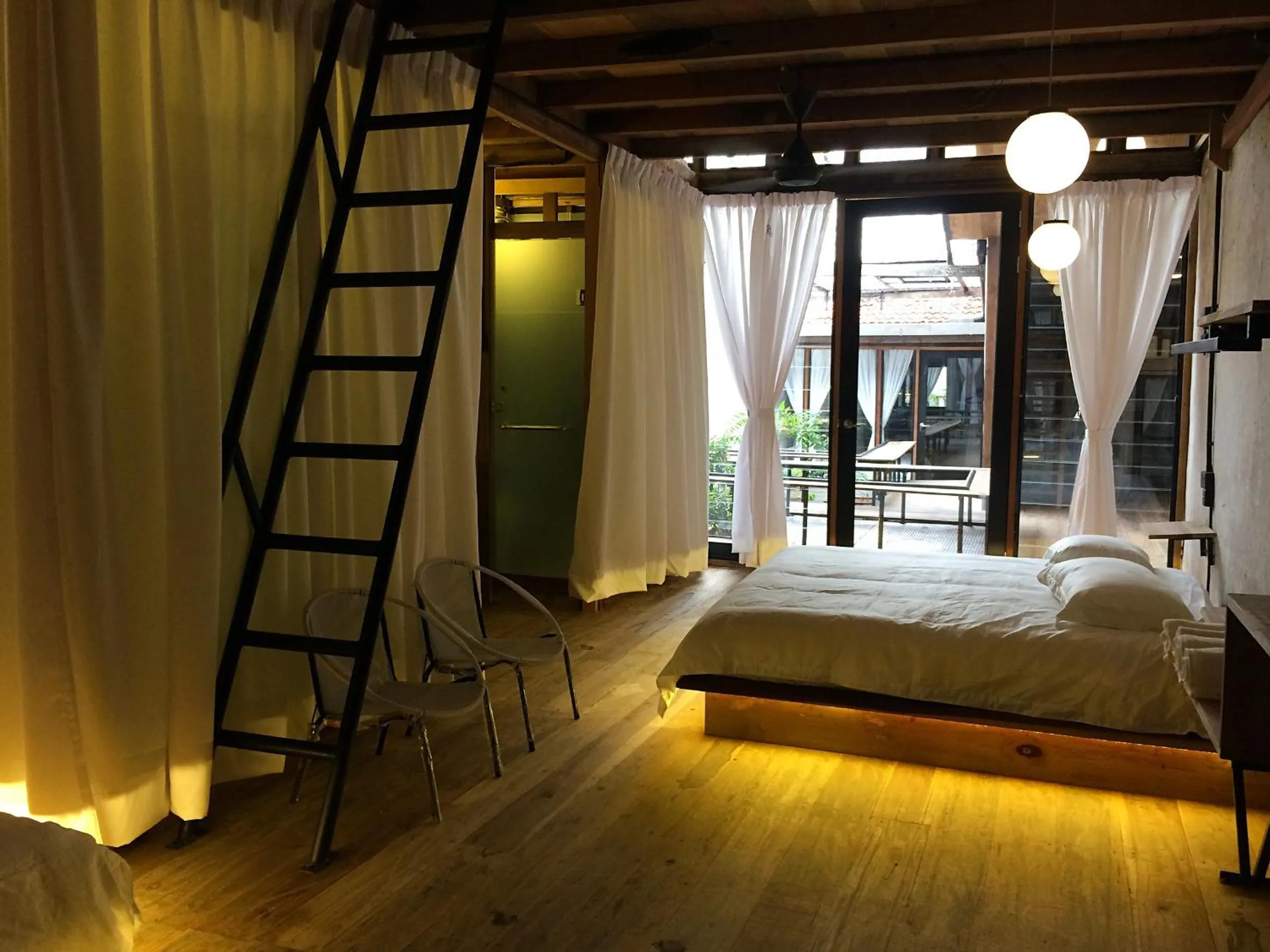 Bathroom, Bed in Rimba Hang Kasturi Villa