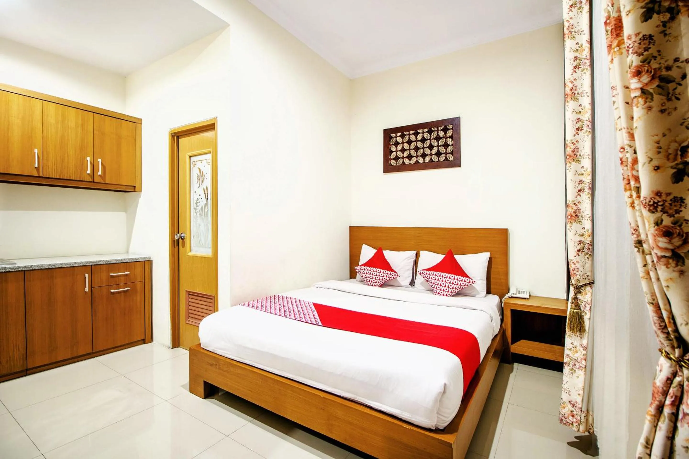 Bedroom in Super OYO 250 De'gadri Ndalem