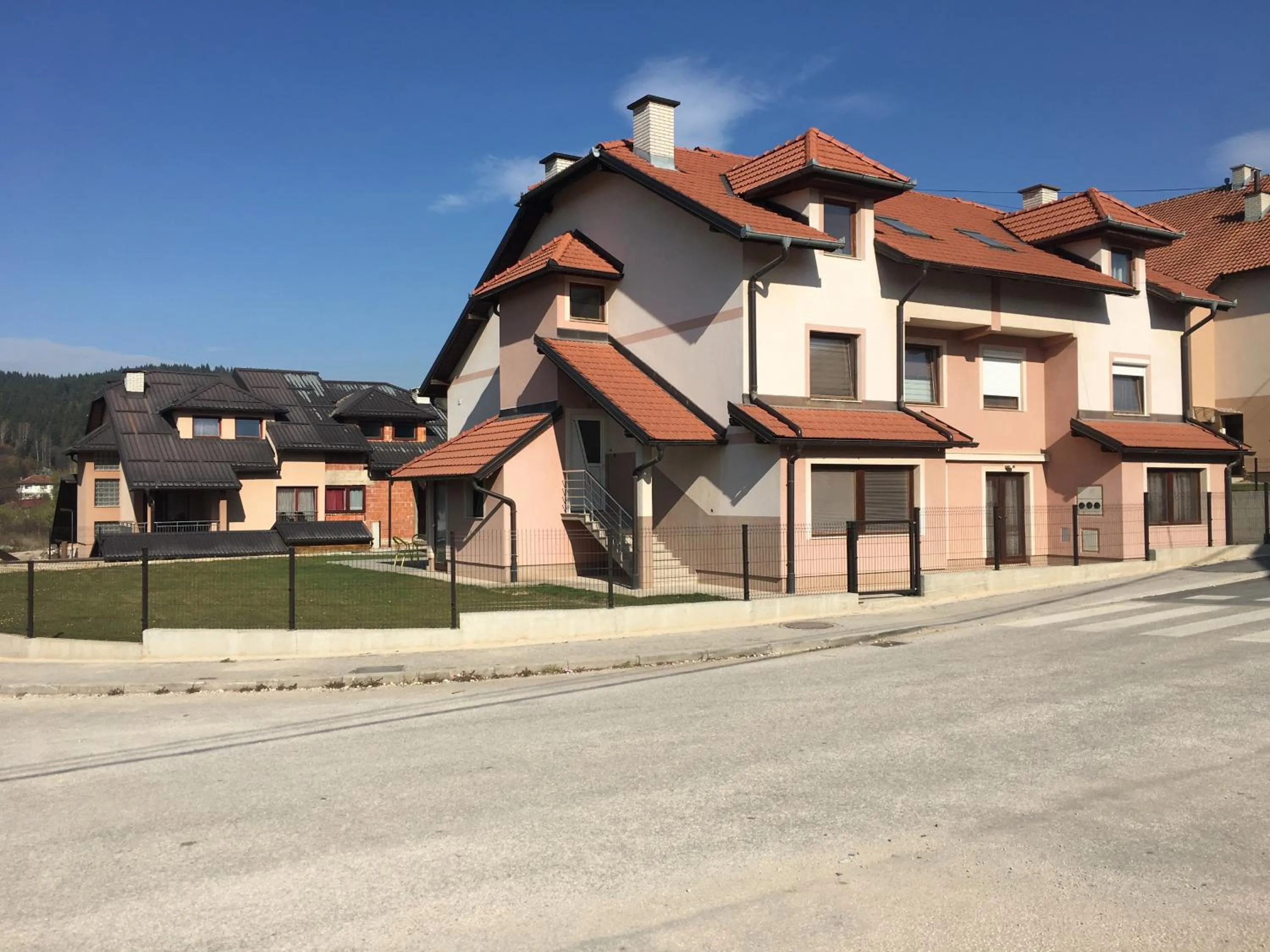 Property building in Apartmani Kokotović