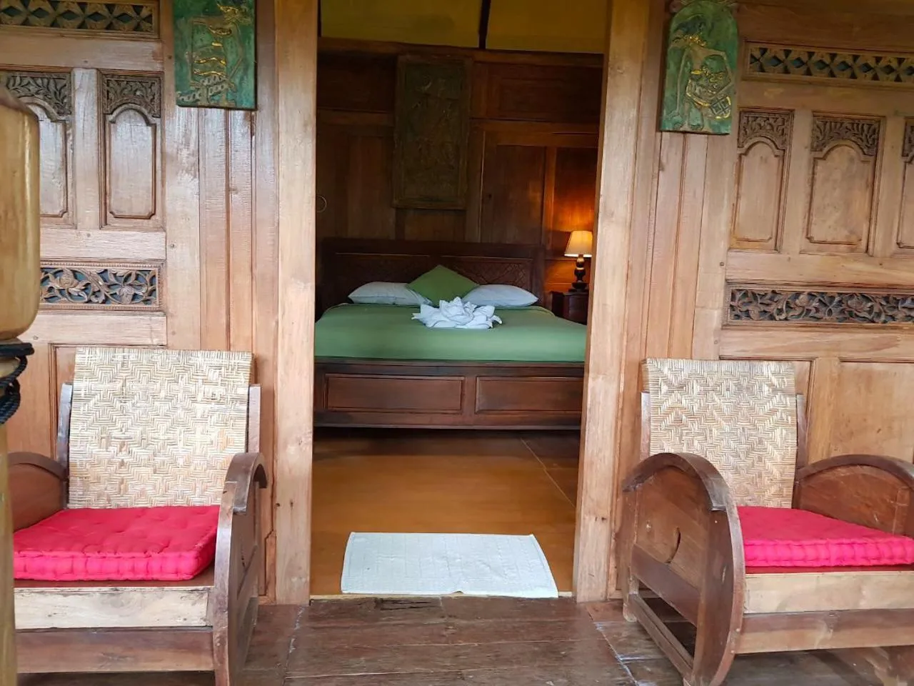 Bed in Bali Mountain Retreat