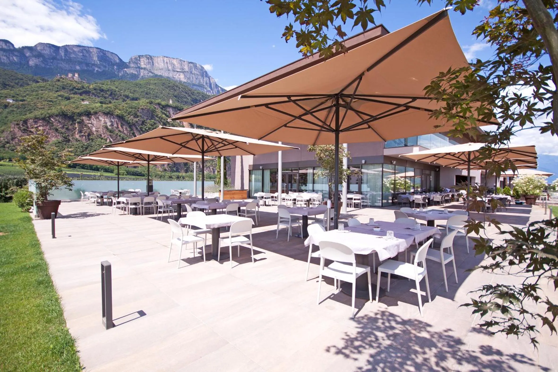 Restaurant/places to eat in The Lodge Sporthotel - Golfclub Eppan