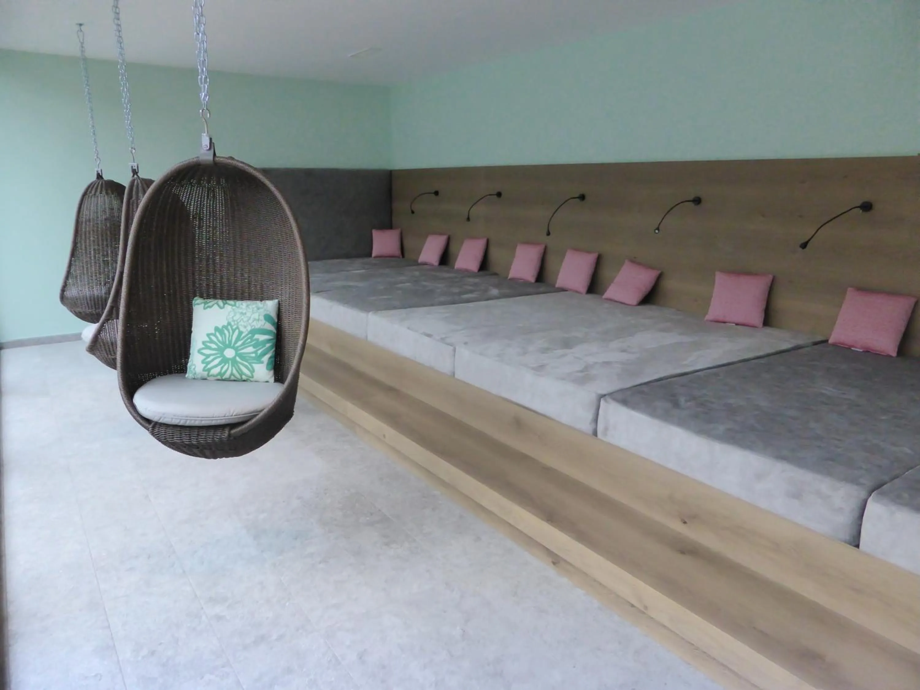 Massage, Bed in The Lodge Sporthotel - Golfclub Eppan