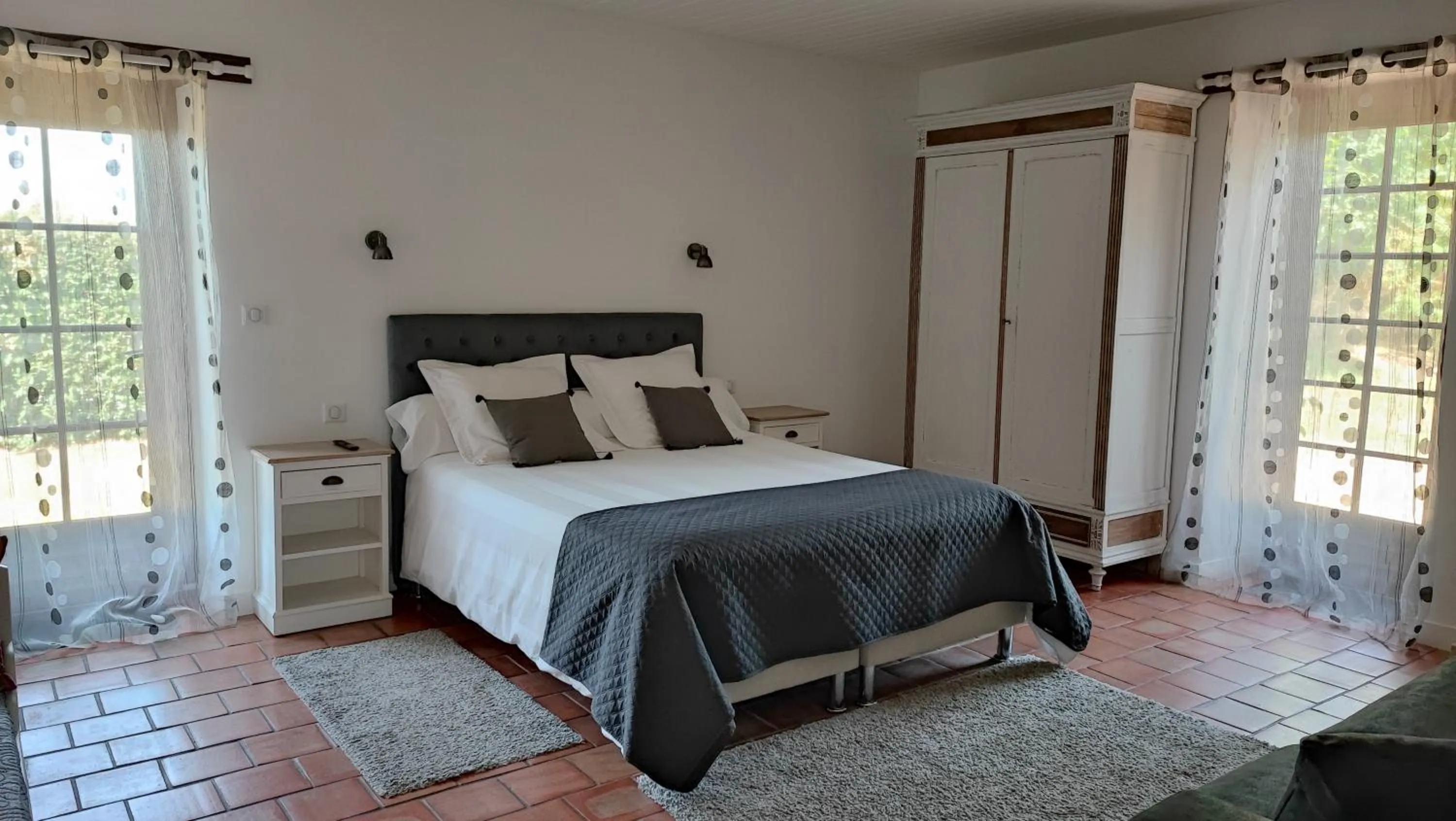 Bed in Au Clos Des Templiers