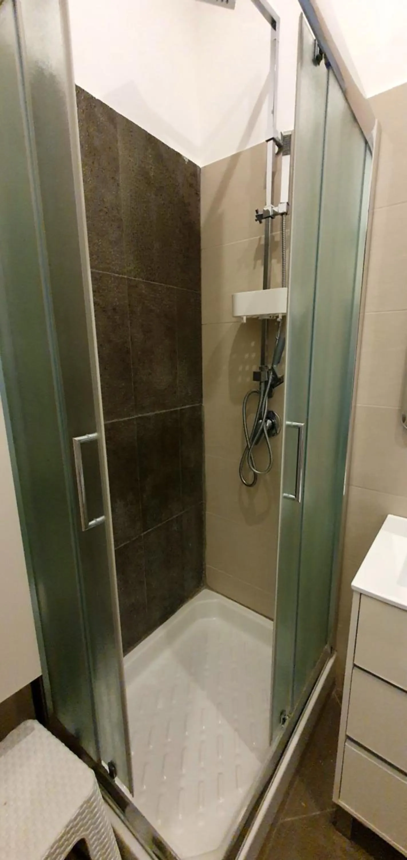 Shower in Casa Aristide