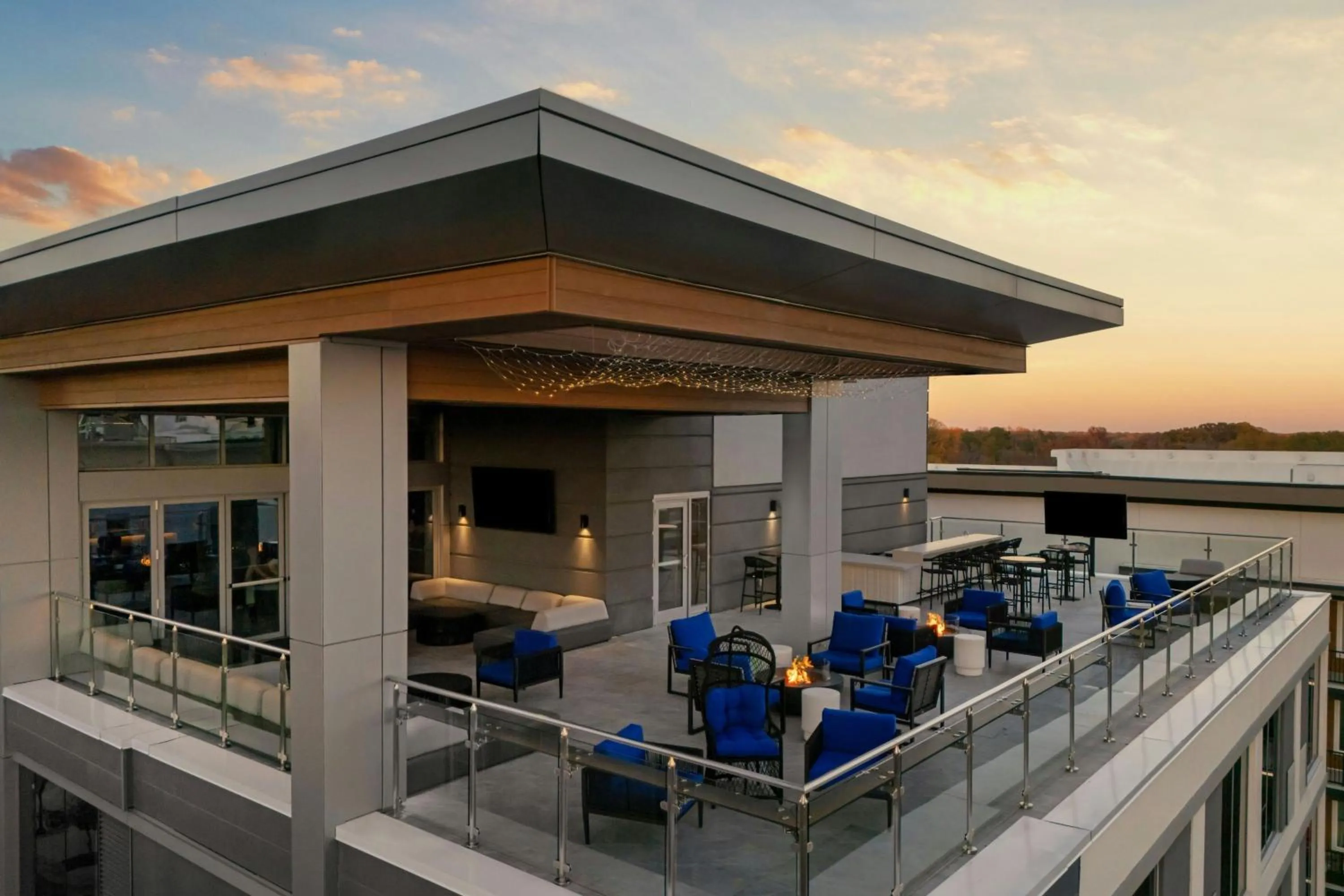 Restaurant/places to eat in AC Hotel by Marriott Raleigh North Hills