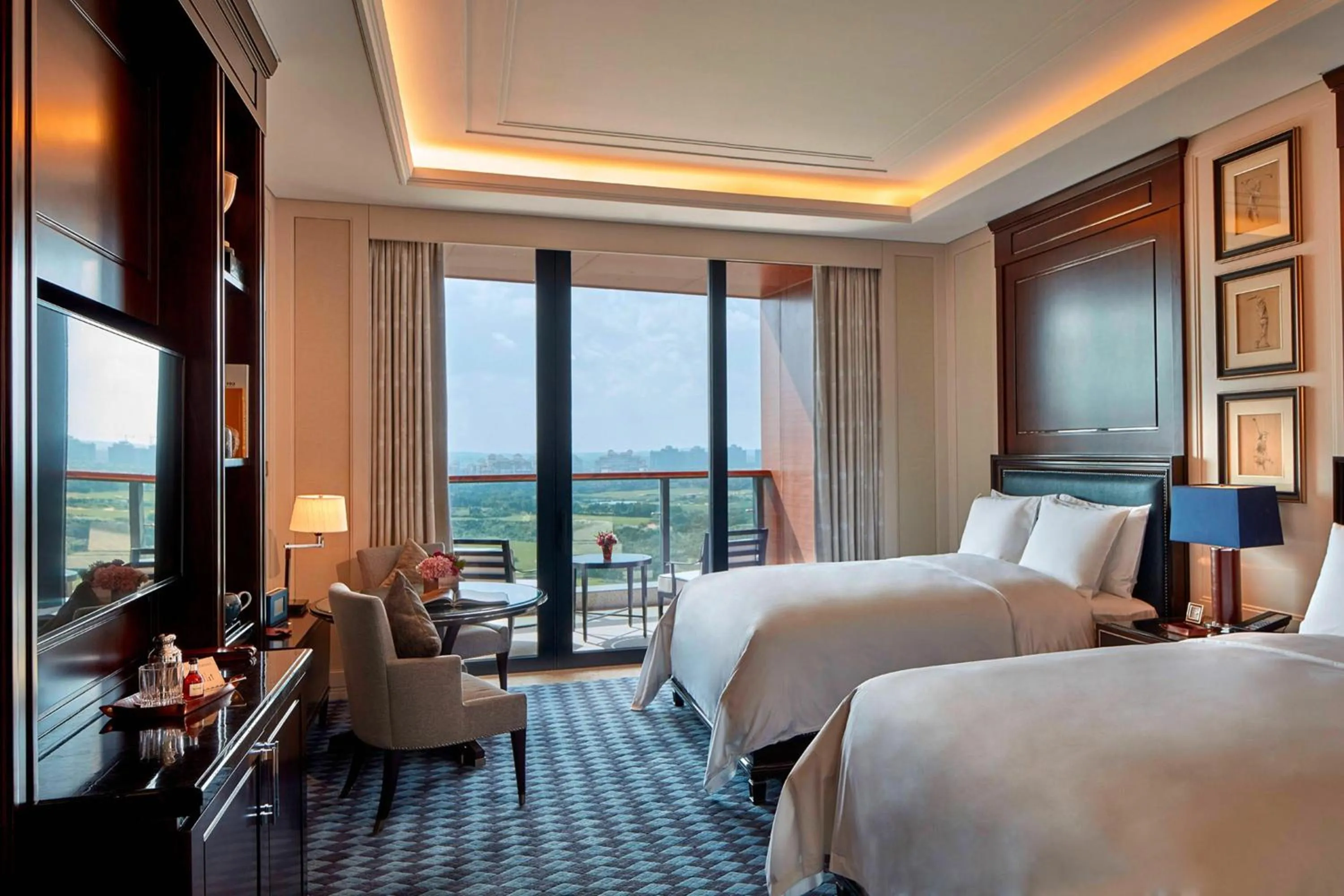 Photo of the whole room, Bed in The Ritz-Carlton, Haikou