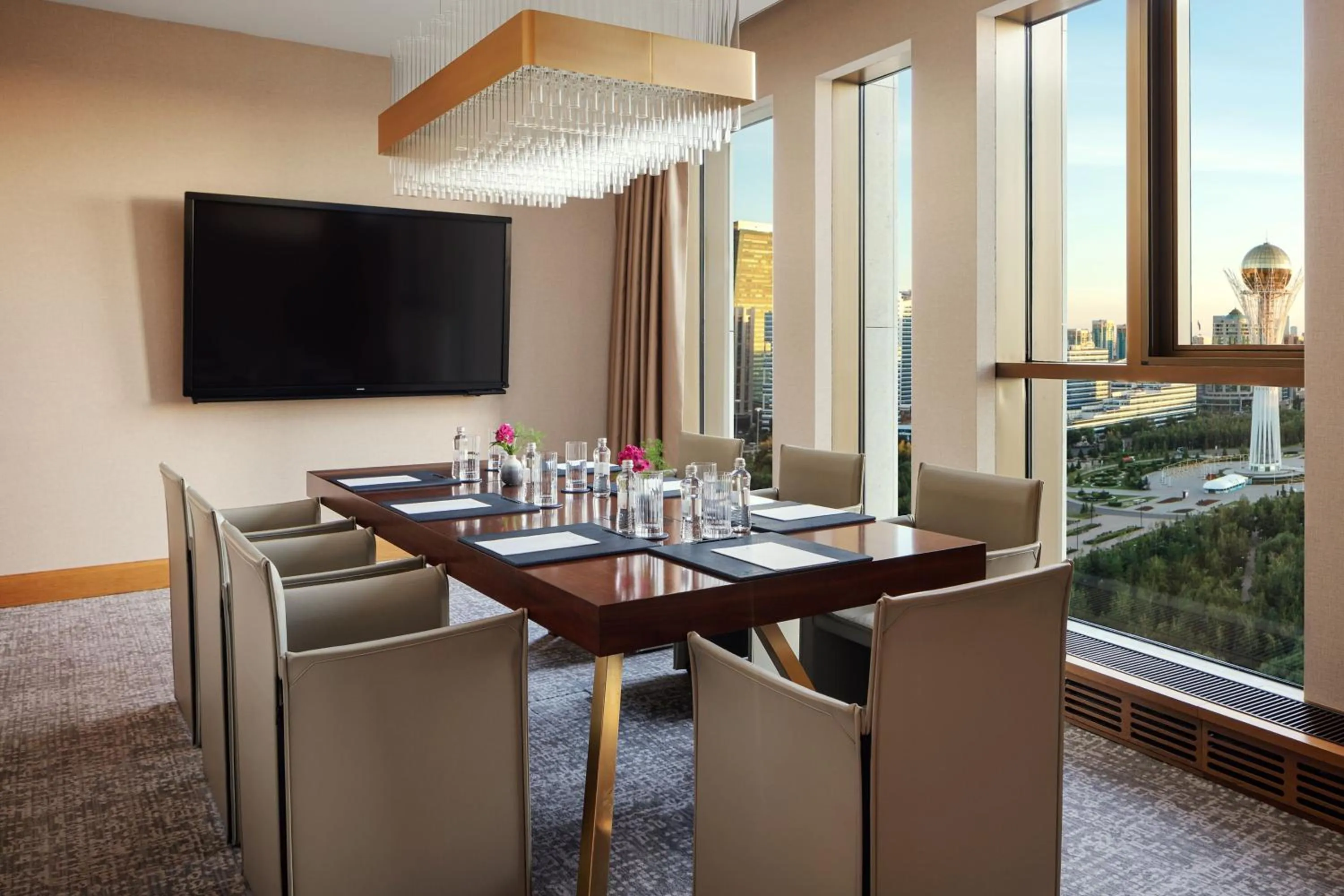 Lounge or bar in The Ritz-Carlton, Astana