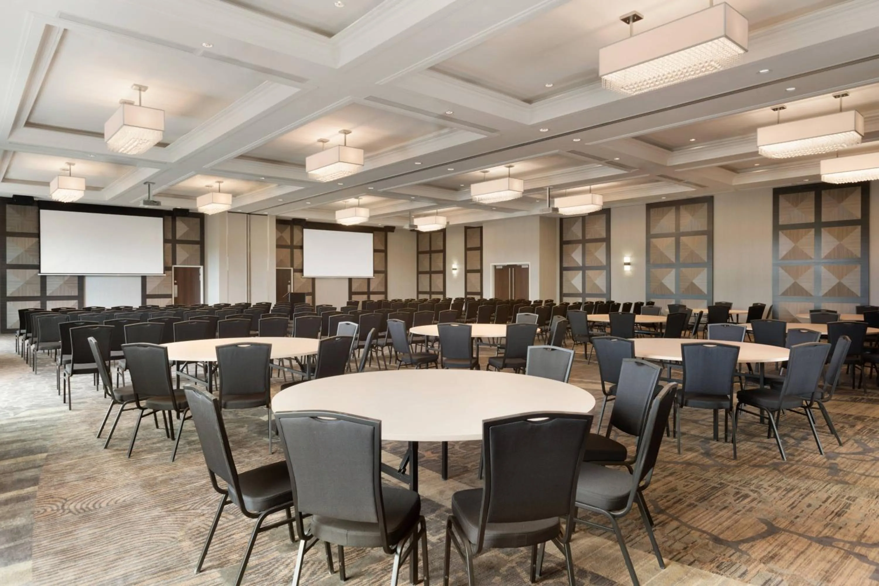 Meeting/conference room in Courtyard by Marriott Toronto Mississauga/West