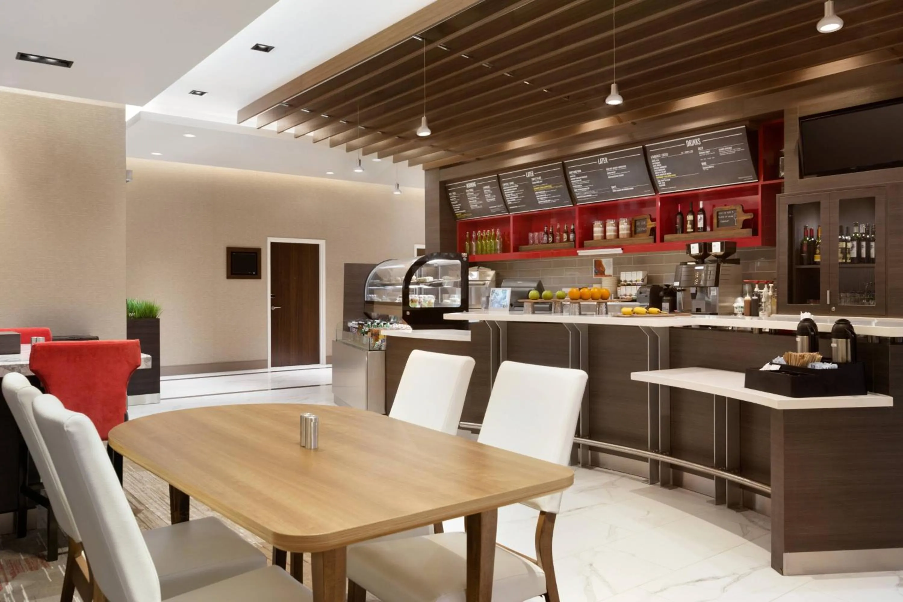 Restaurant/places to eat in Courtyard by Marriott Toronto Mississauga/West