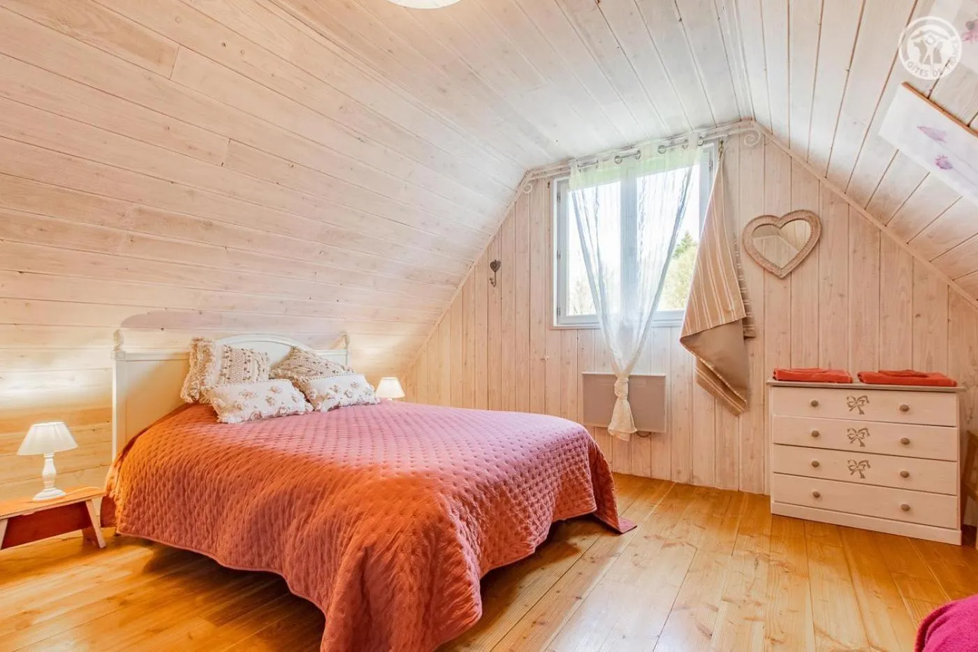 Bedroom, Bed in Gîte de la Colombière