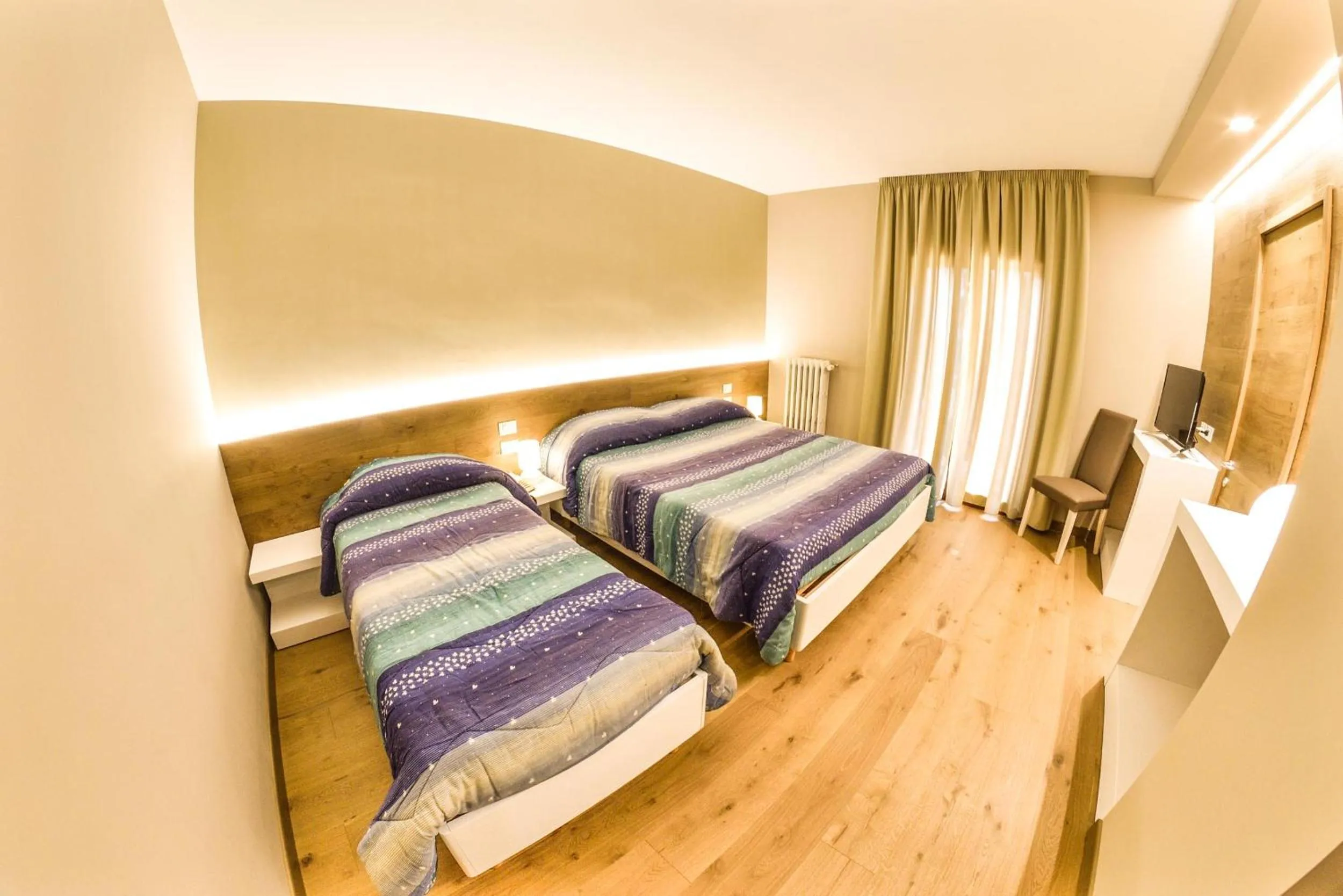 Bedroom, Bed in Grand Hotel Europa Rivisondoli Centro