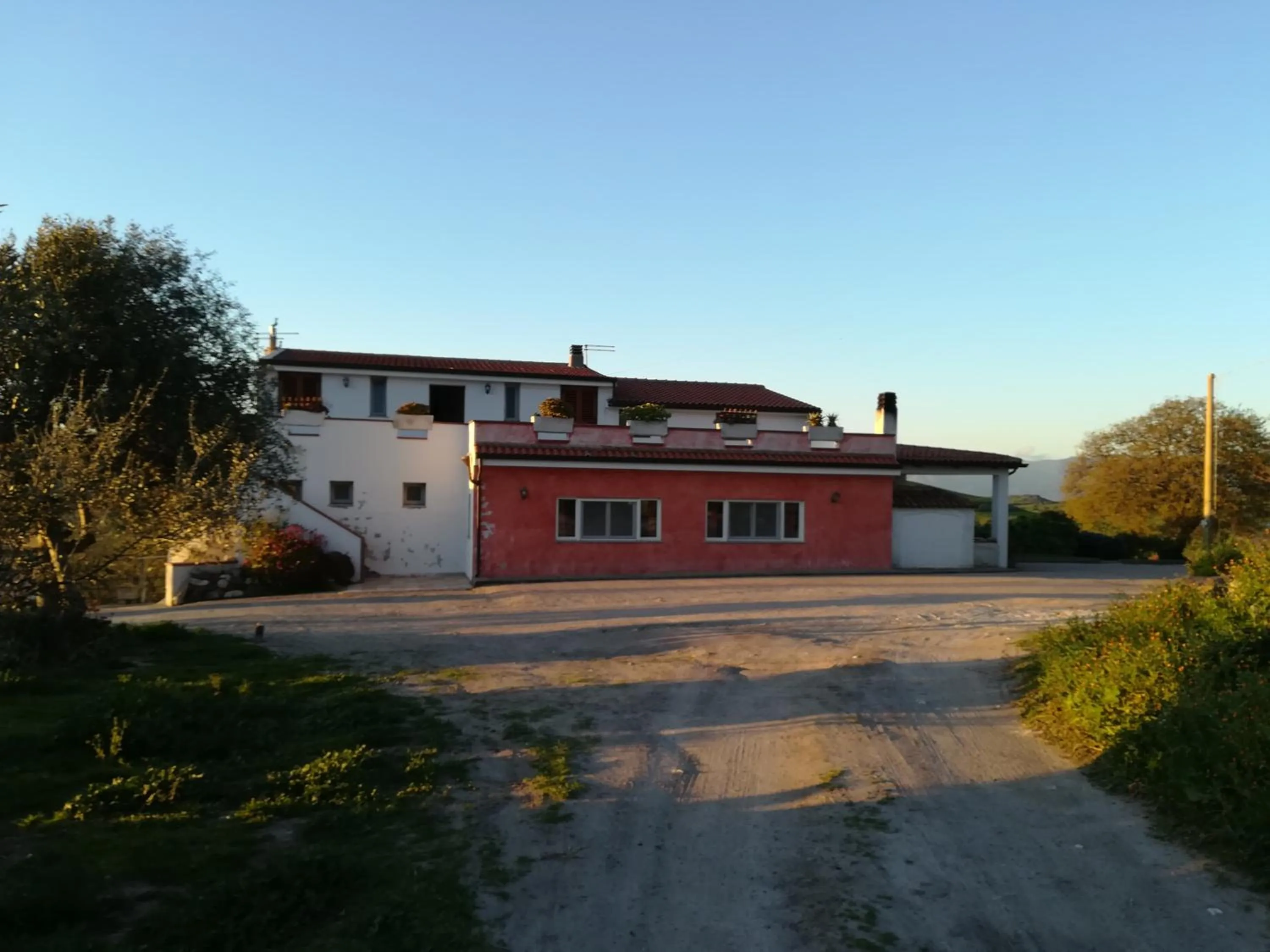 Property building in bed and coffee Sas Damas