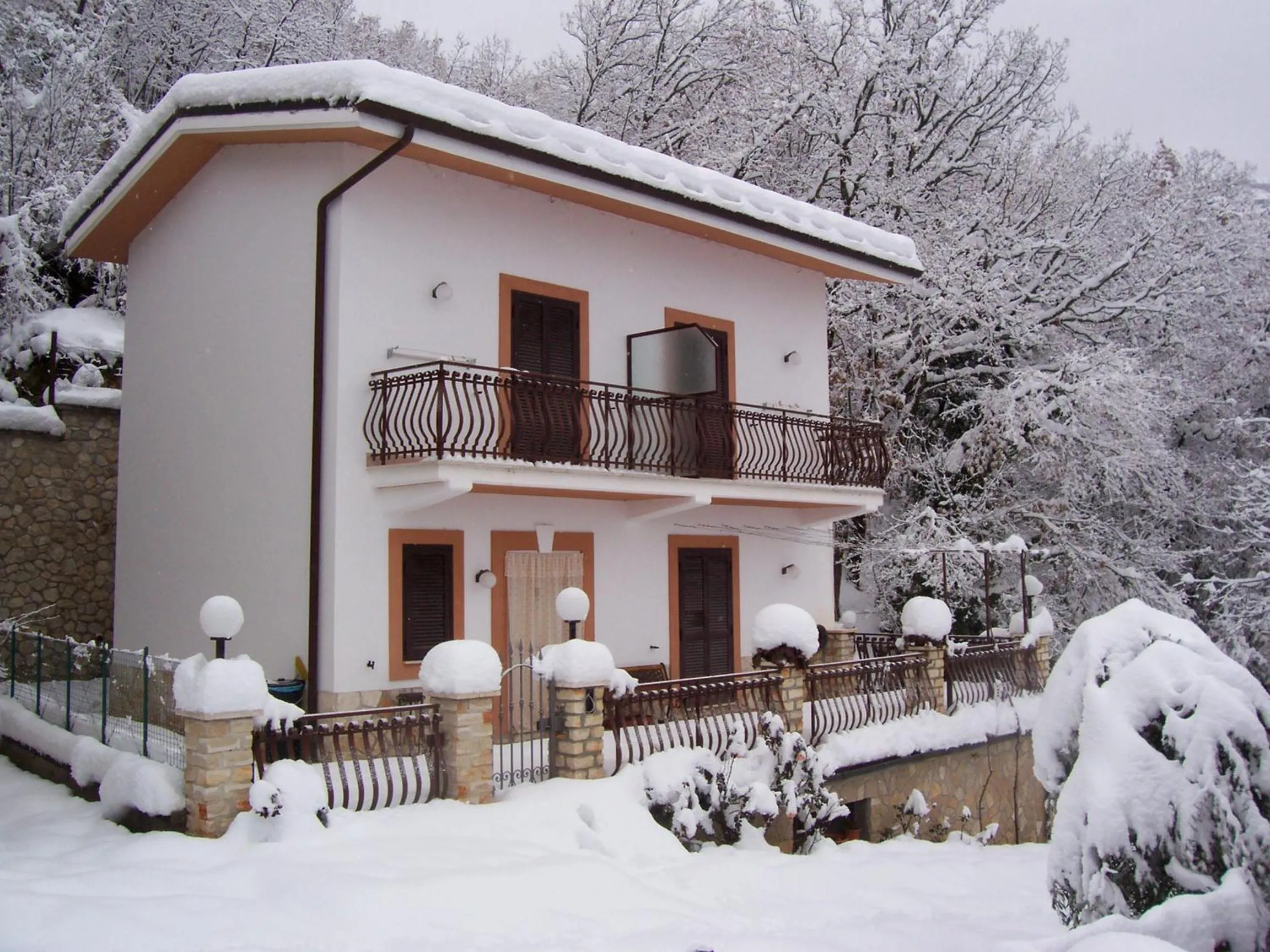 Property building in Casa Lieta