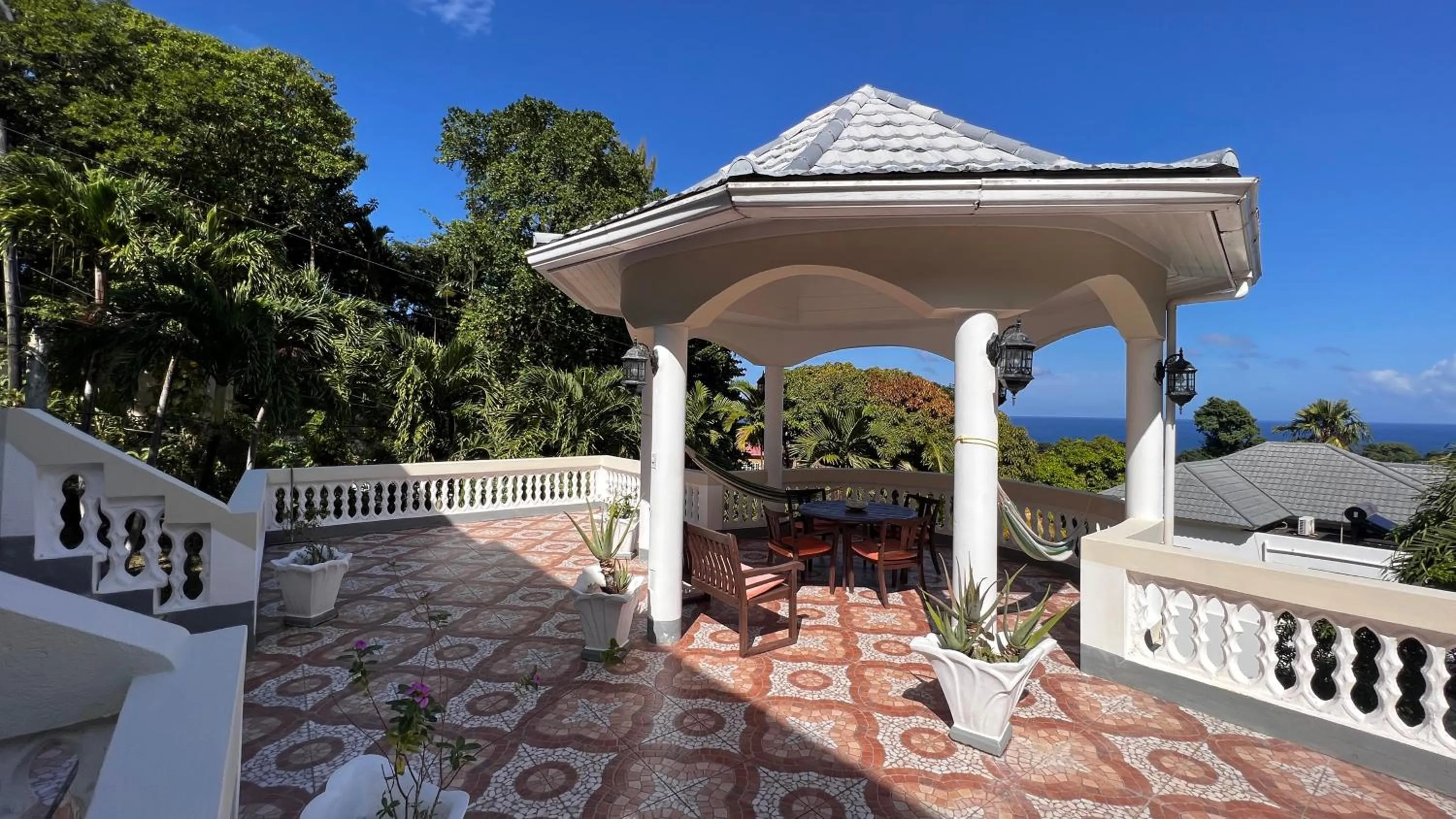 Balcony/Terrace in All Nations Guest House