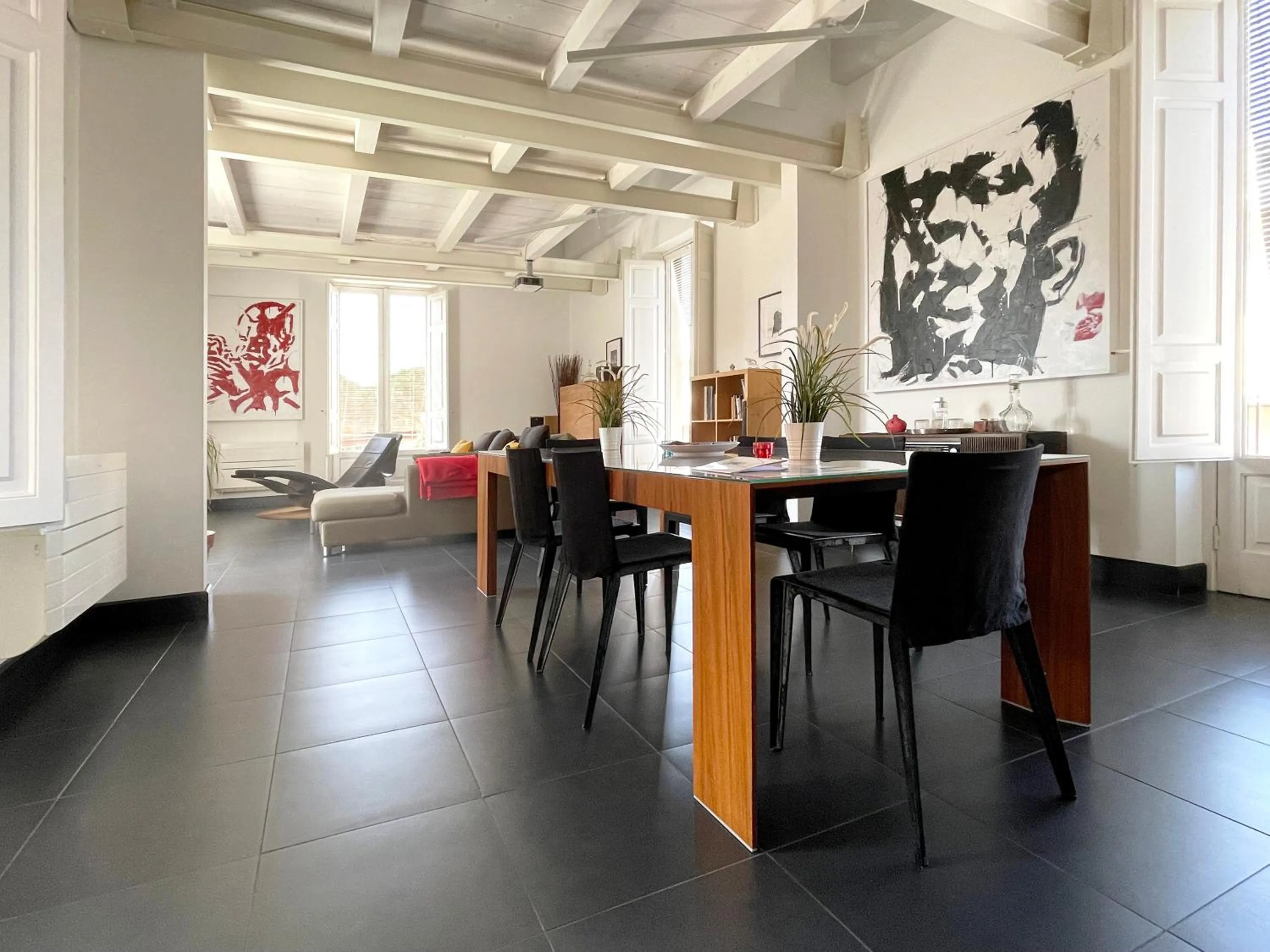 SCS Modern luxury penthouse URG