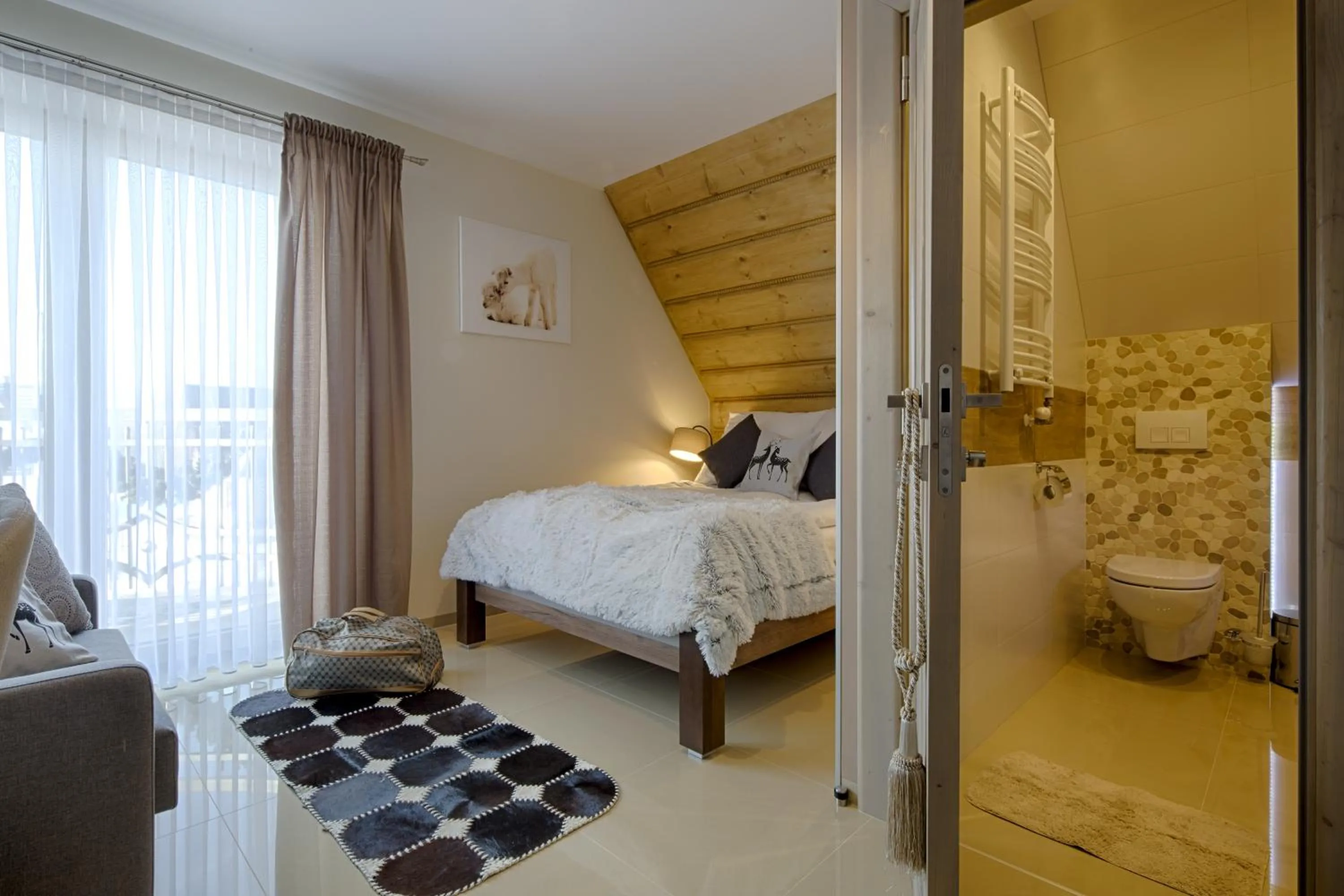 Bed in Gordonówka Residence & SPA- sauna i jacuzzi-przeżyj niezapomniany pobyt