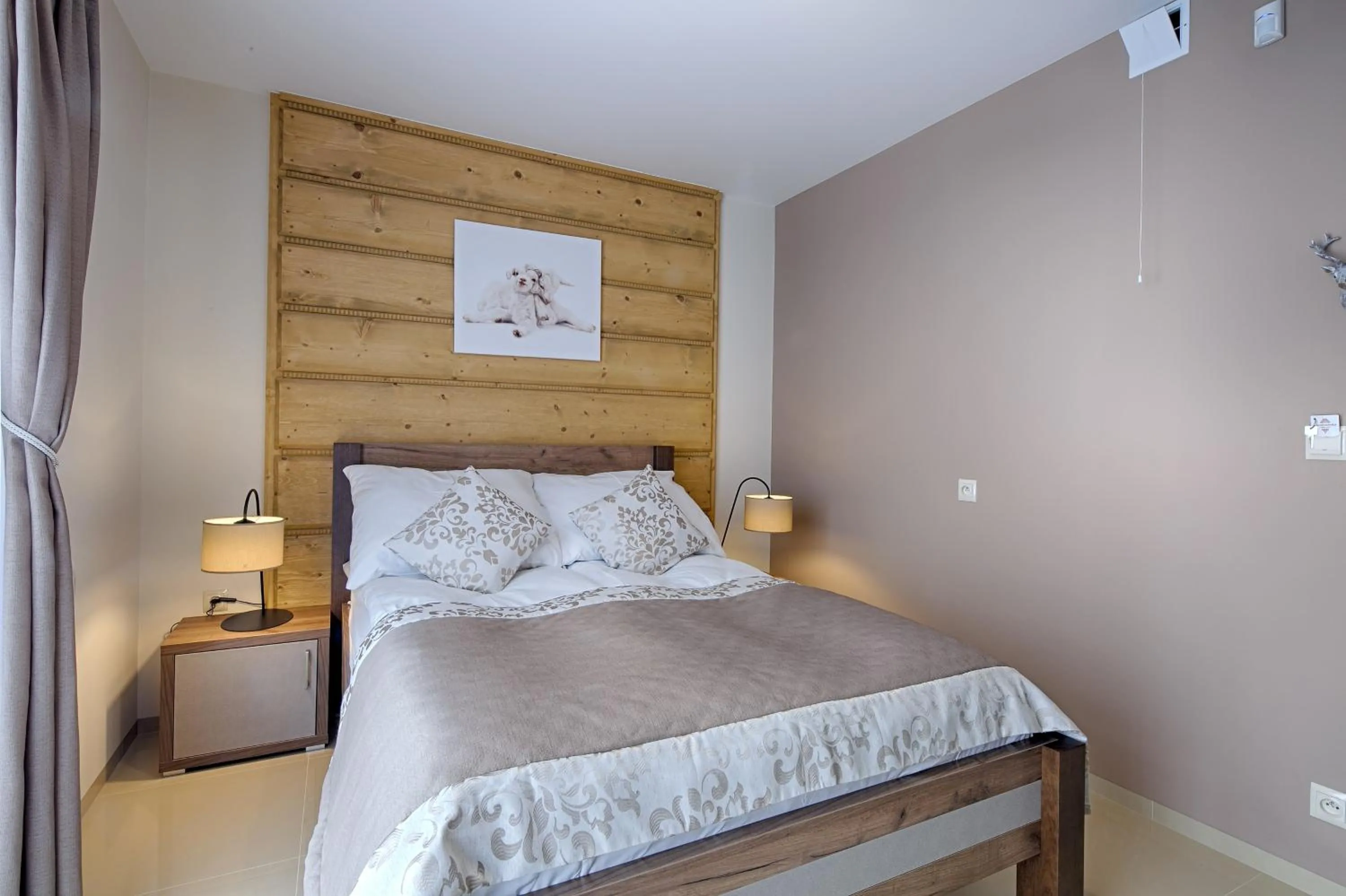Bed in Gordonówka Residence & SPA- sauna i jacuzzi-przeżyj niezapomniany pobyt