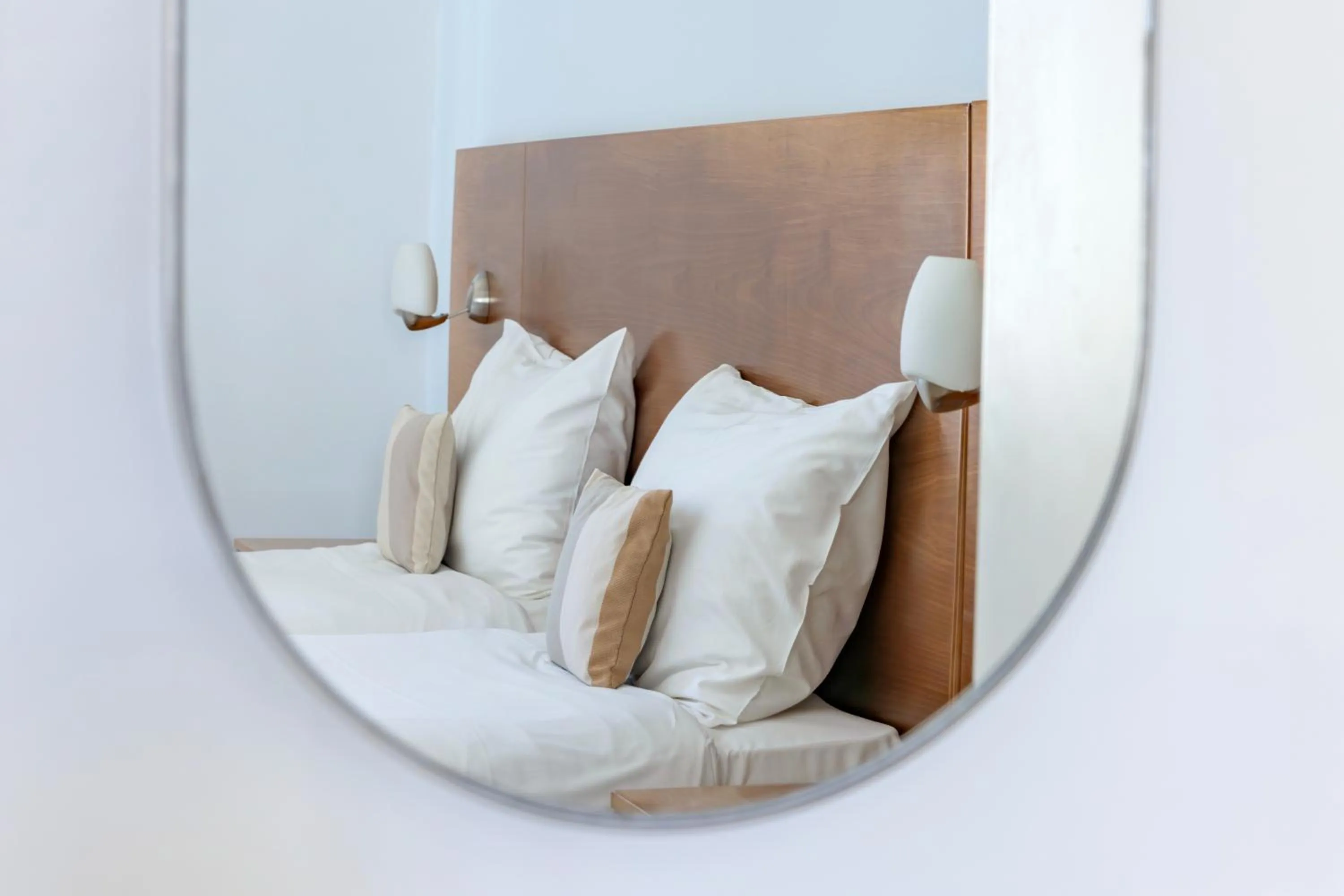 Bed in Louis Althea Beach