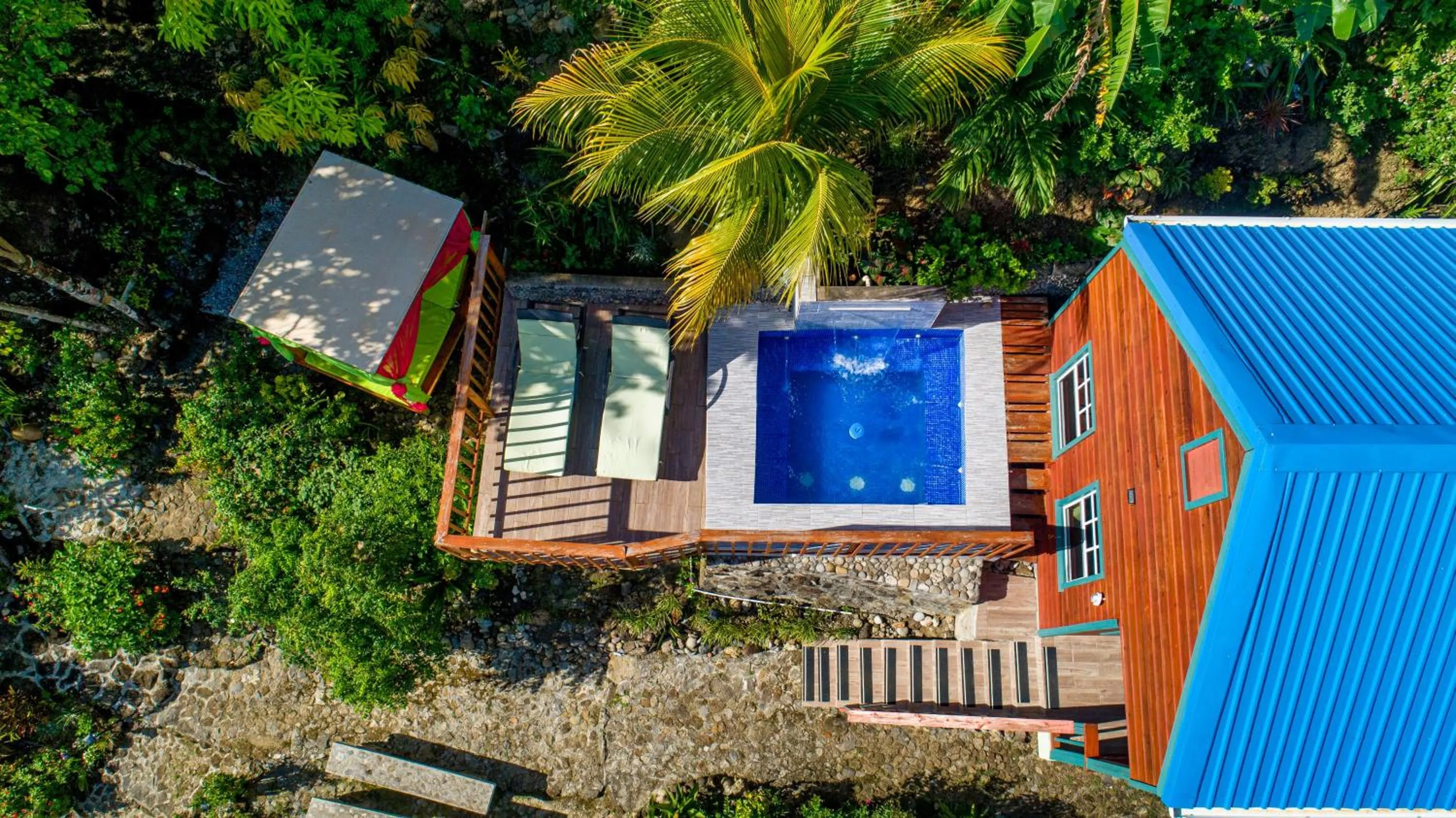 Bird's eye view in Tropical Paradise View