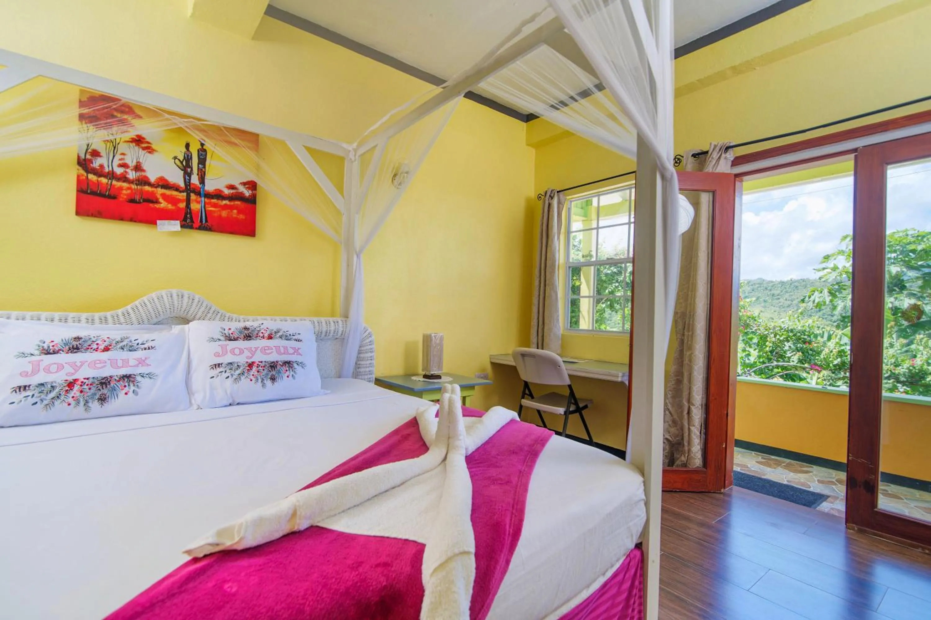 View (from property/room), Bed in Tropical Paradise View