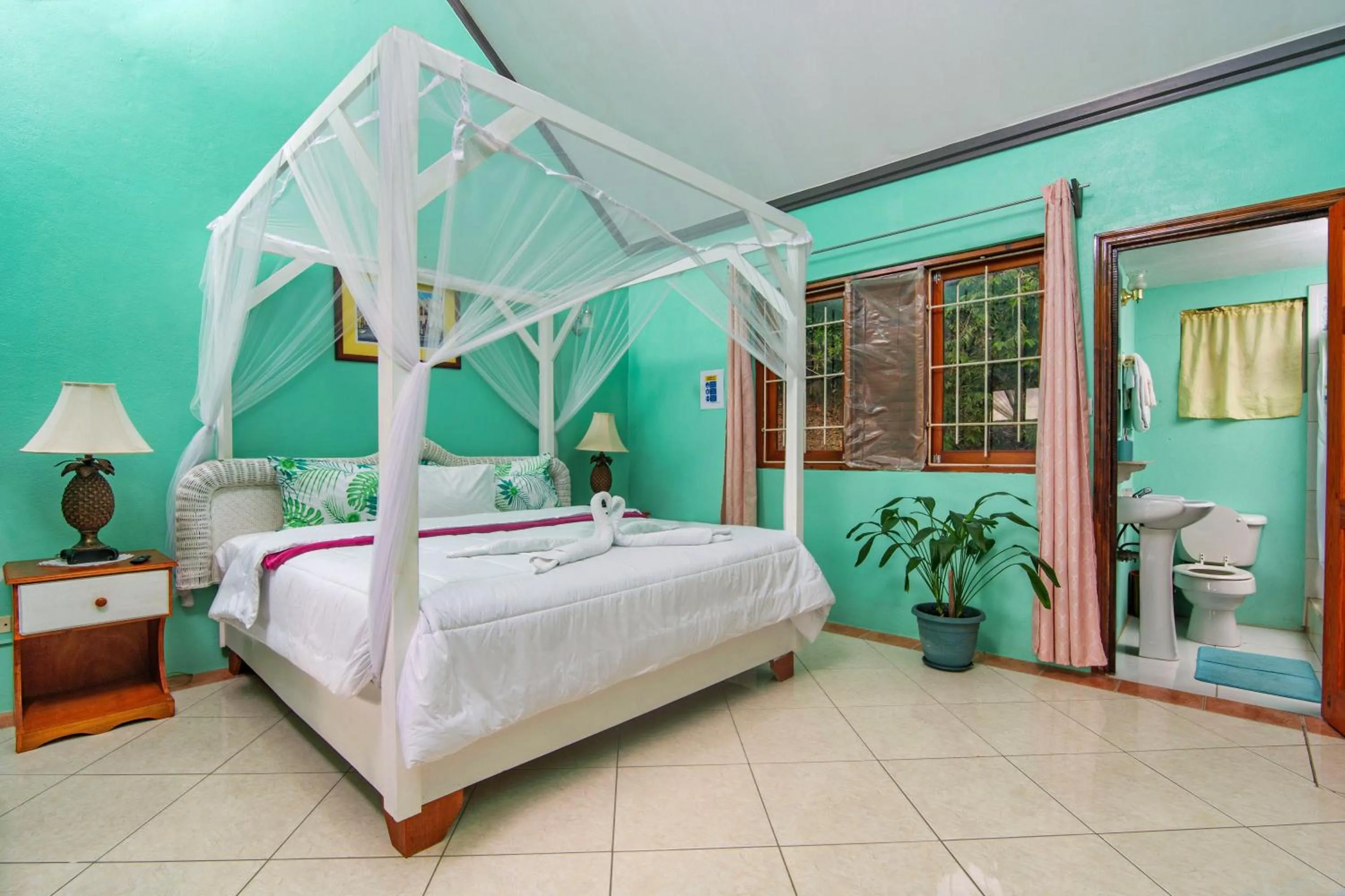 Bathroom, Bed in Tropical Paradise View