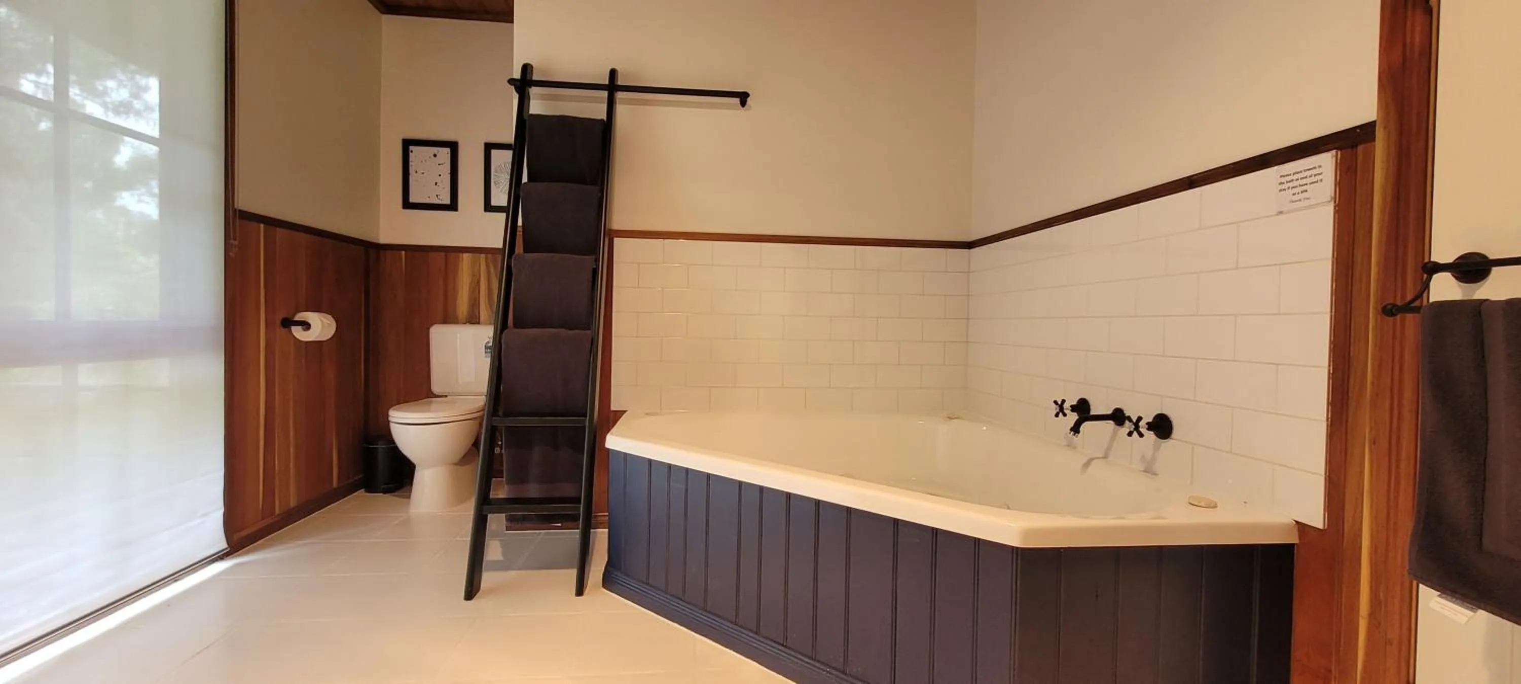 Bathroom in Tall Trees Eco Retreat - Blackwood Cottage