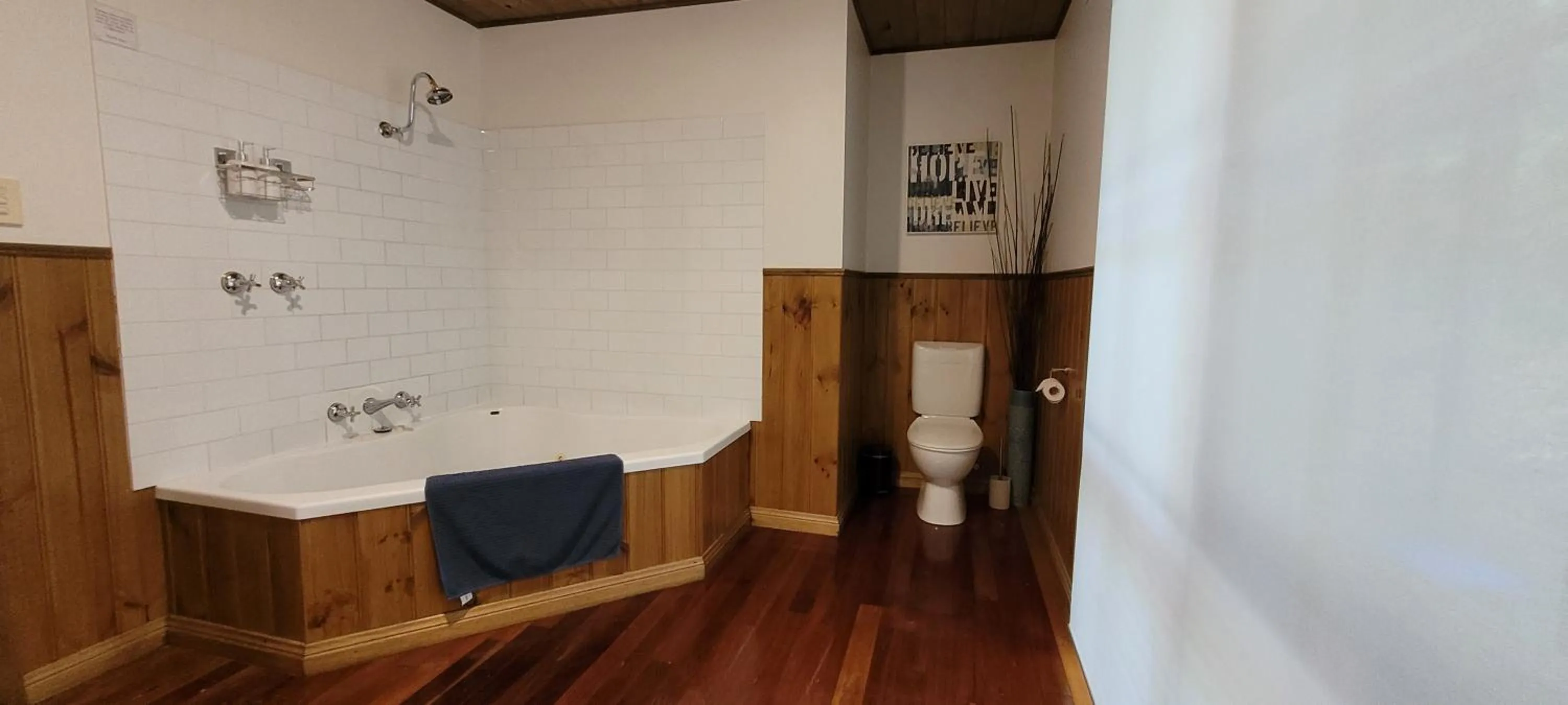 Bathroom in Tall Trees Eco Retreat - Blackwood Cottage